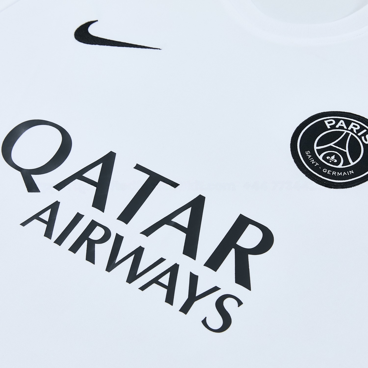 Paris Saint-Germain PSG 26-27 Black Chest Sponsors Short-Sleeve Training Set - White Top & Black Shorts - UnitedFutballJersey