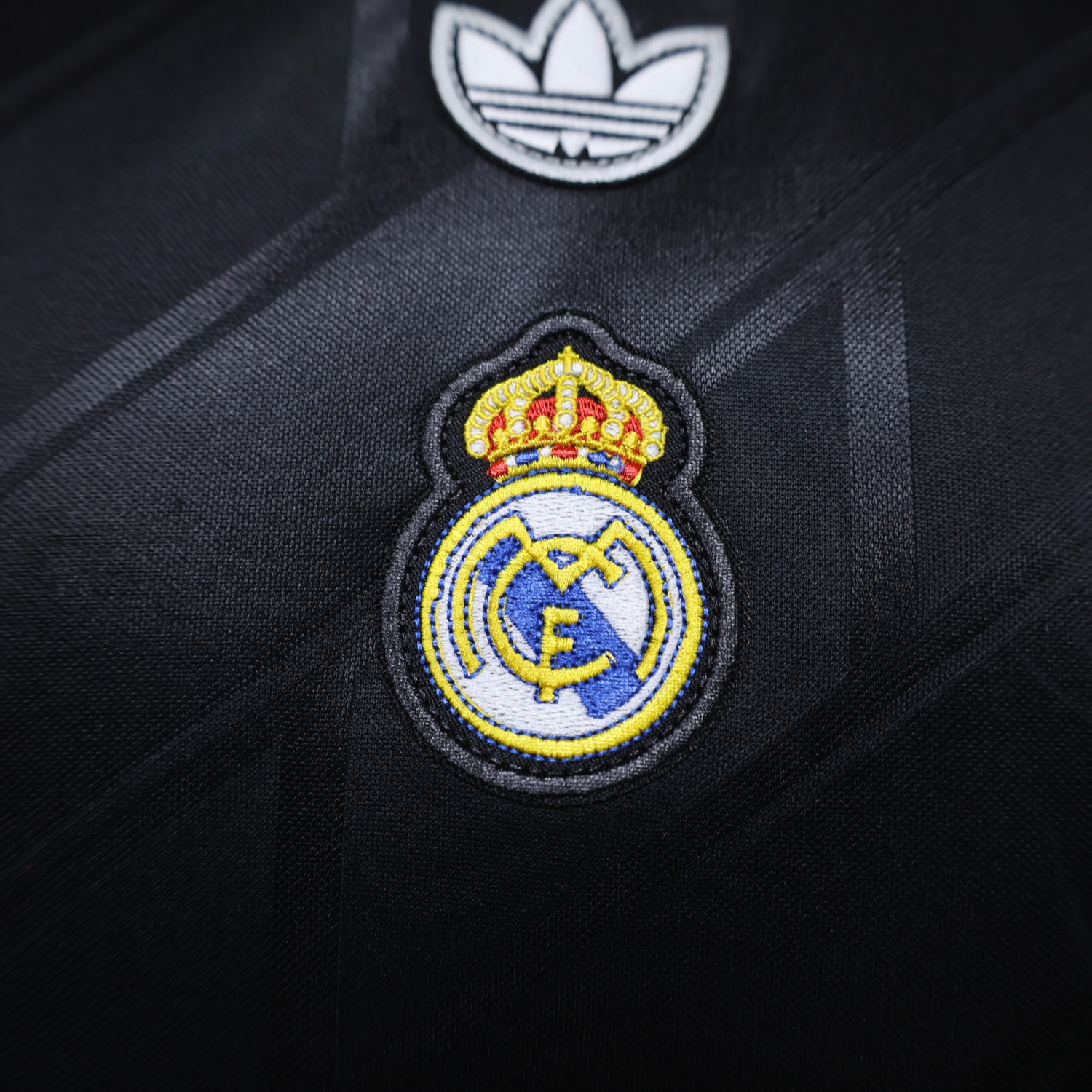 Real Madrid 26-27 Retro Style Black Jersey - Player Version - UnitedFutballJersey