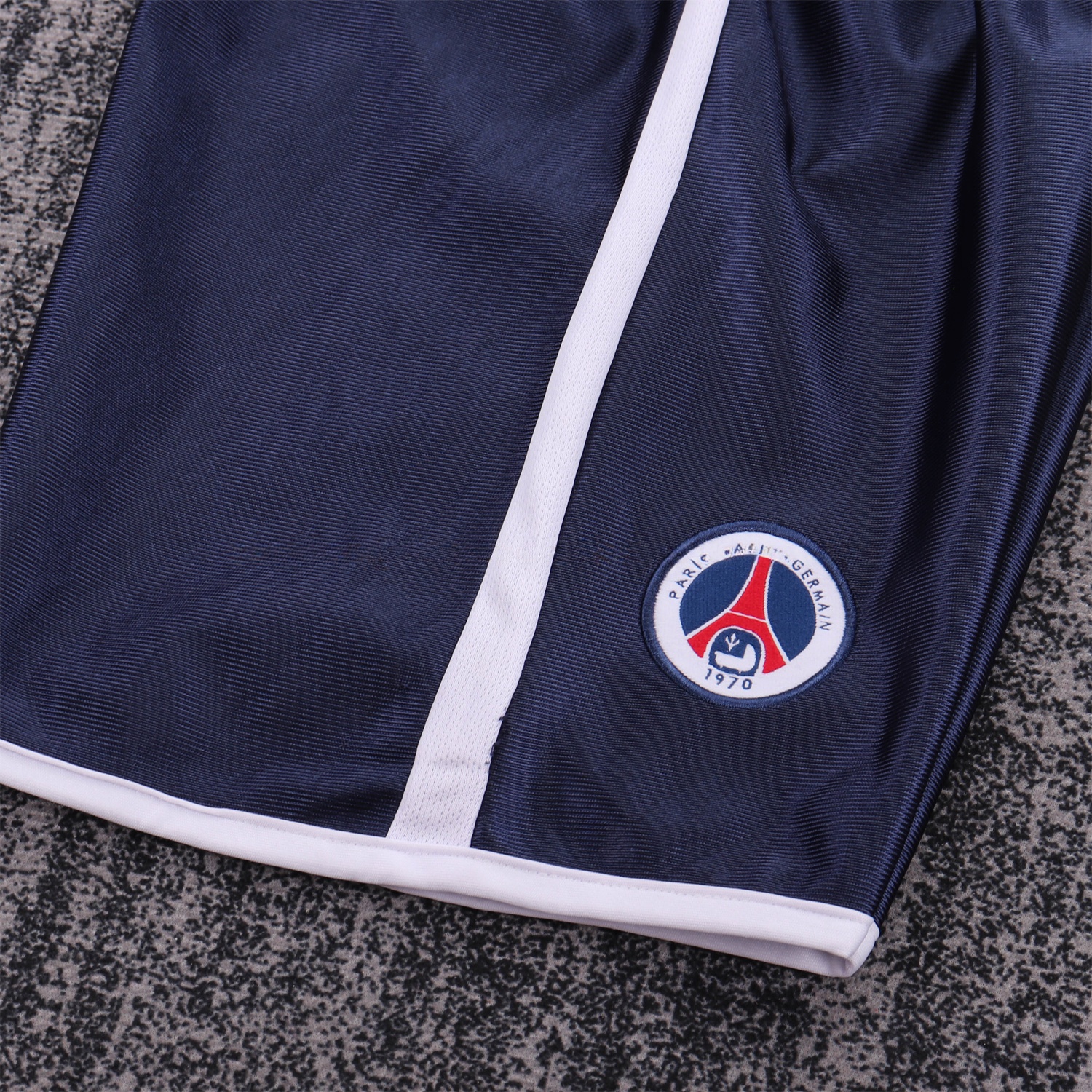 Retro Paris Saint-Germain PSG 2001-02 Home Kids Kit - UnitedFutballJersey
