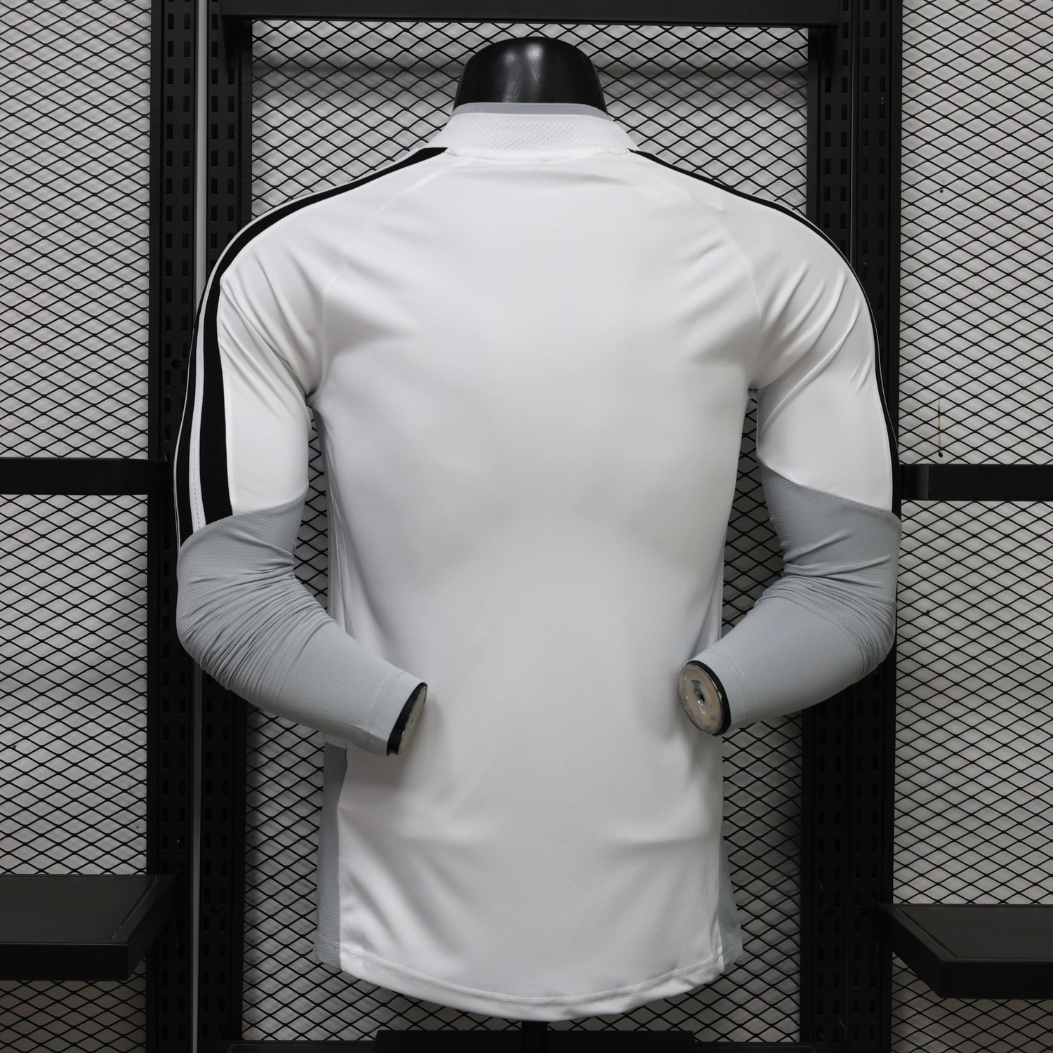 Real Madrid 26-27 White Long Sleeves Training Jersey - Player Version - UnitedFutballJersey