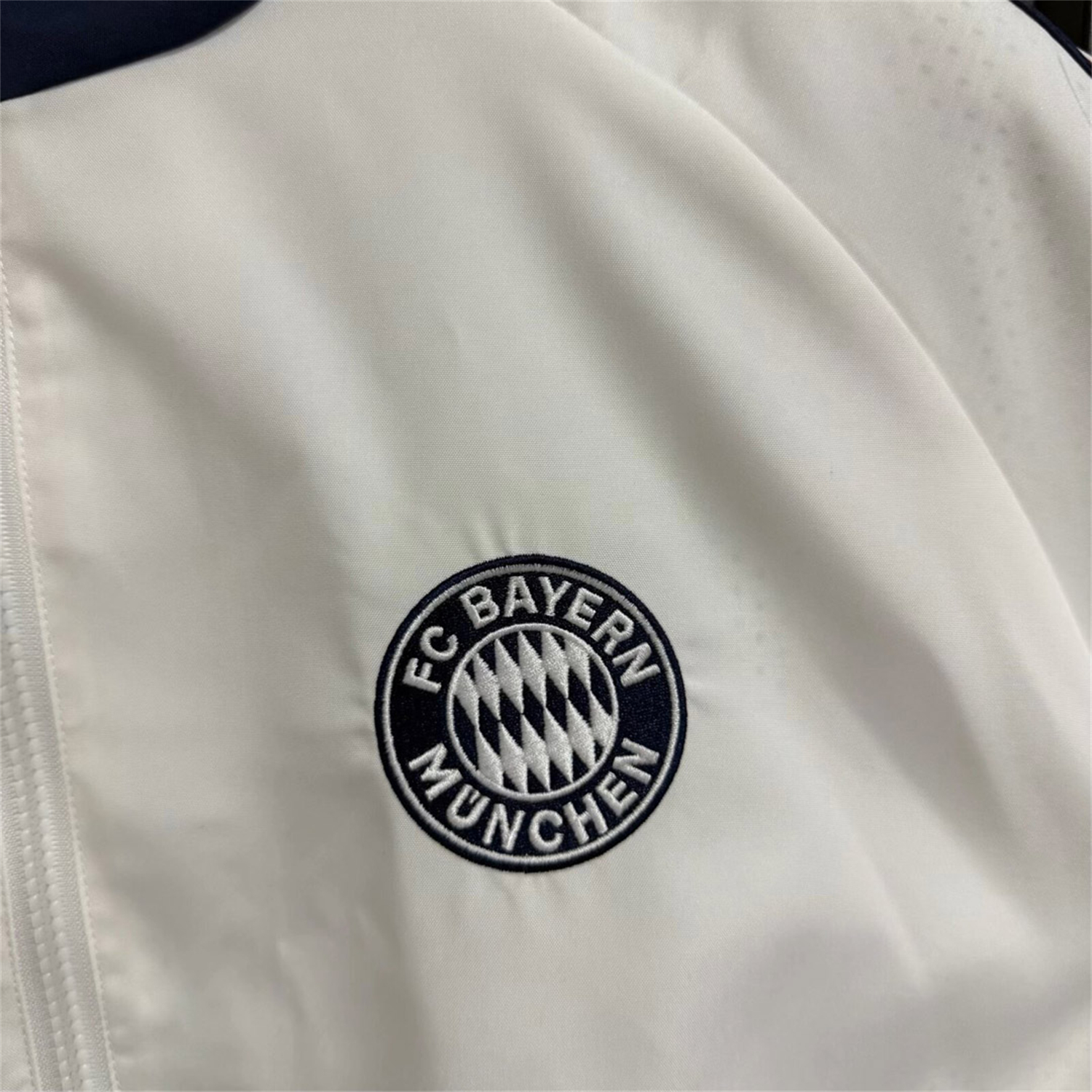 Bayern Munich 26-27 Track Windbreaker Jacket - White - UnitedFutballJersey