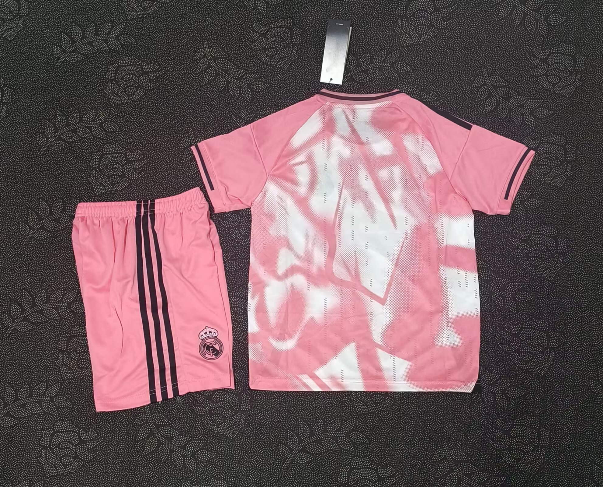 2025/2026 Real Madrid Special Edition pink Football Jersey 1:1 Thai quality Kids Size