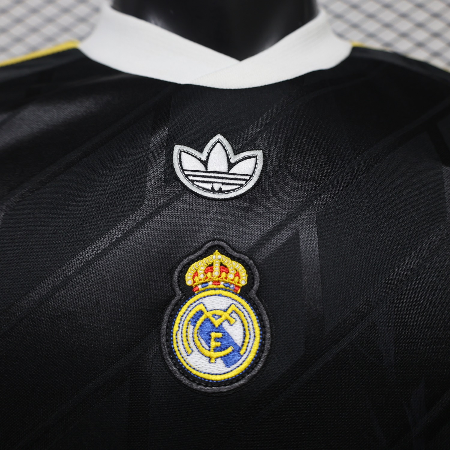 Real Madrid 26-27 Retro Style Black Jersey - Player Version - UnitedFutballJersey