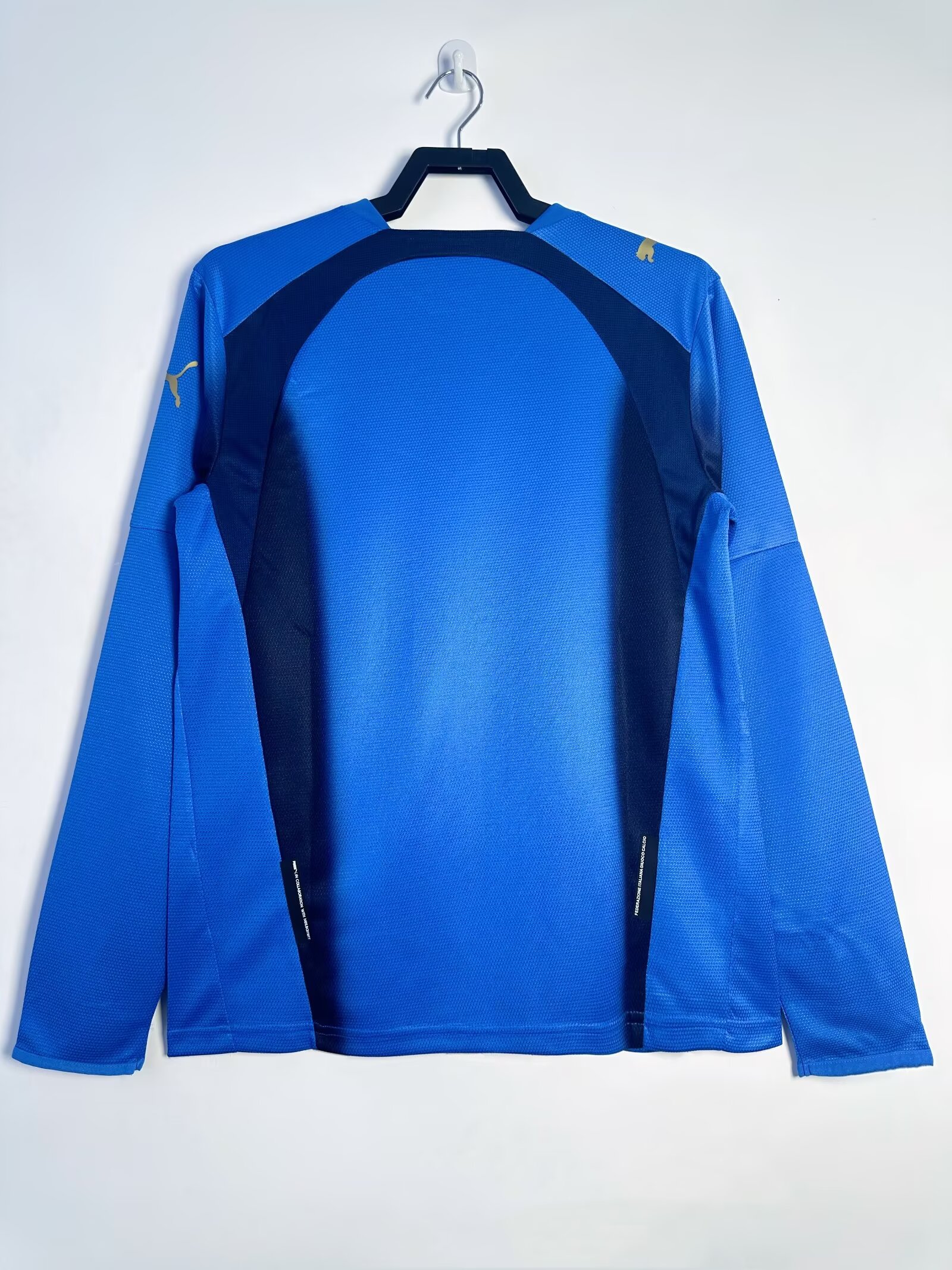2006 Retro Italy Long sleeves Home Soccer Shirt 1:1 Thai Quality
