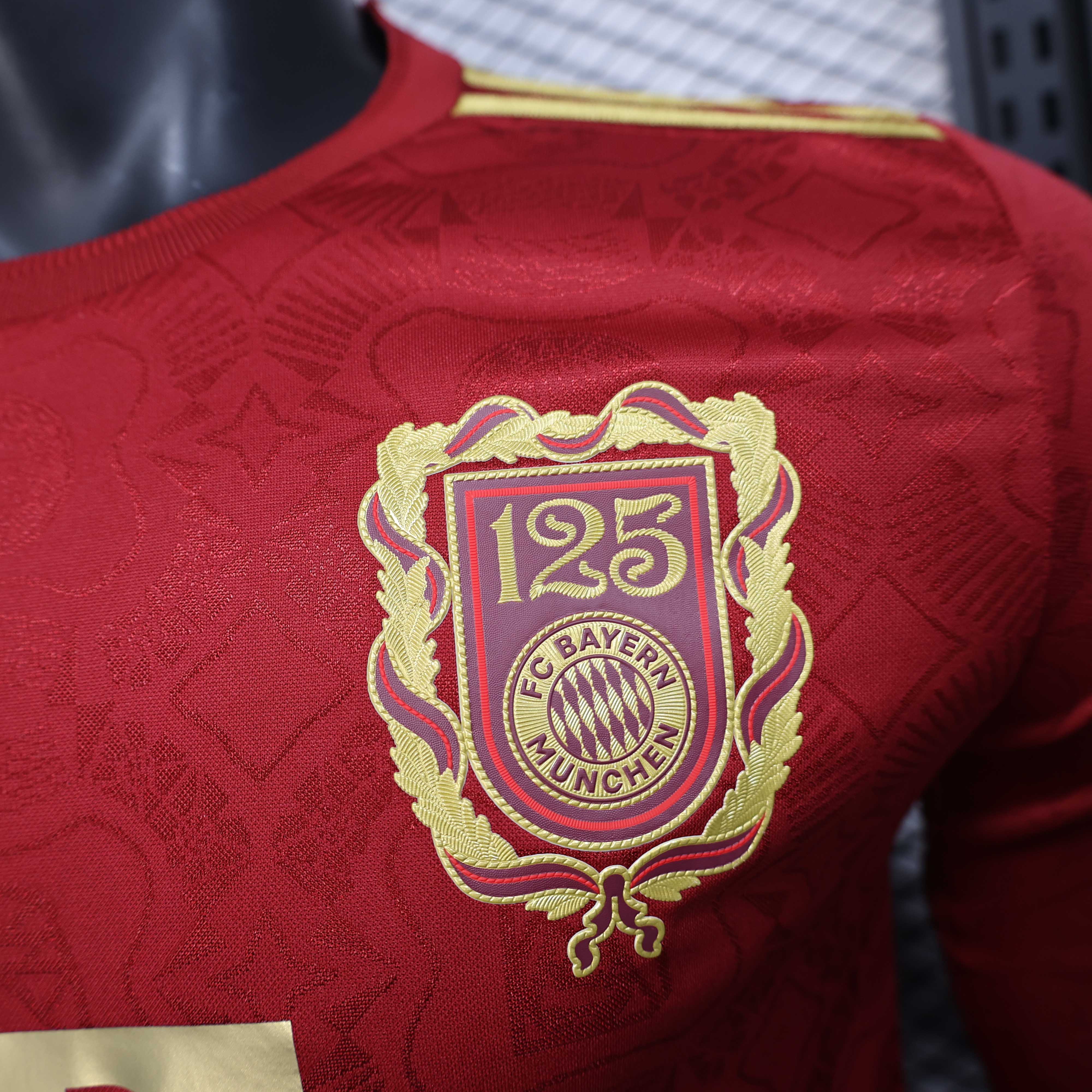2025-2026 Long Sleeves Bayern Munich 125th Anniversary Edition Player Version Football Shirt 1:1 Thai Quality