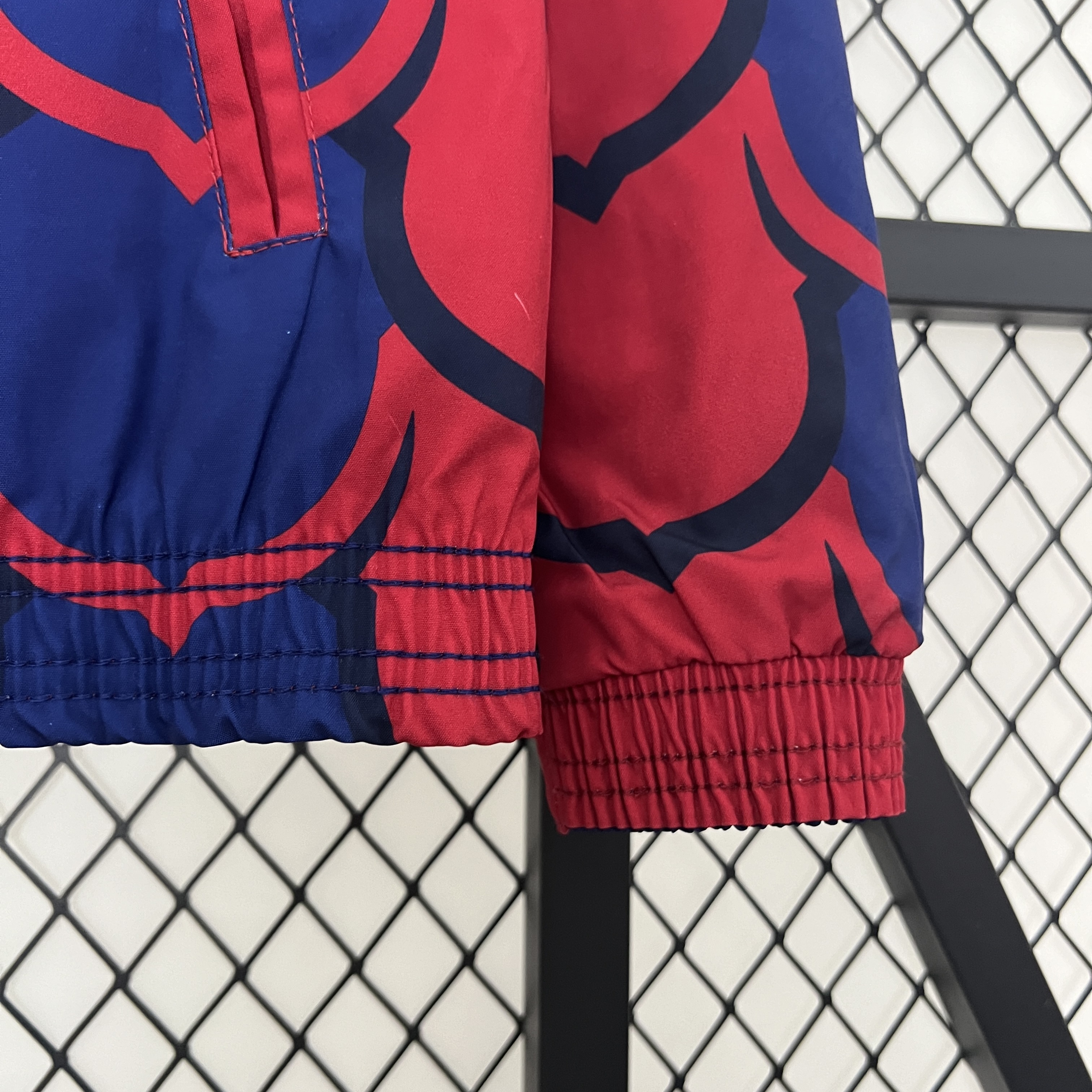 2025/2026 Barcelona Reversible Windbreaker Soccer Jersey 1:1 Thai Quality 06
