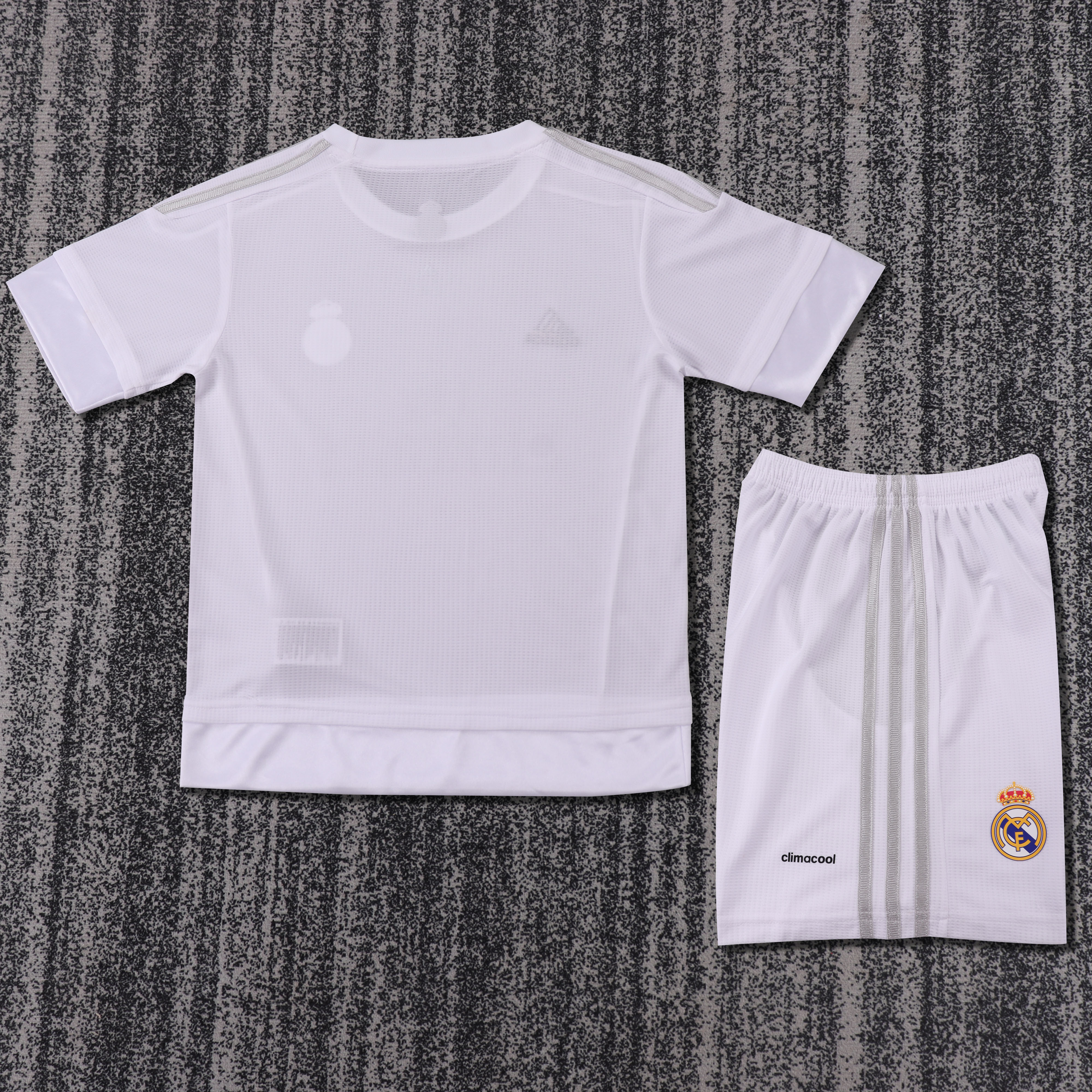 2015-2016 Retro Real Madrid Home Football Shirt 1:1 Thai Quality Kids Size