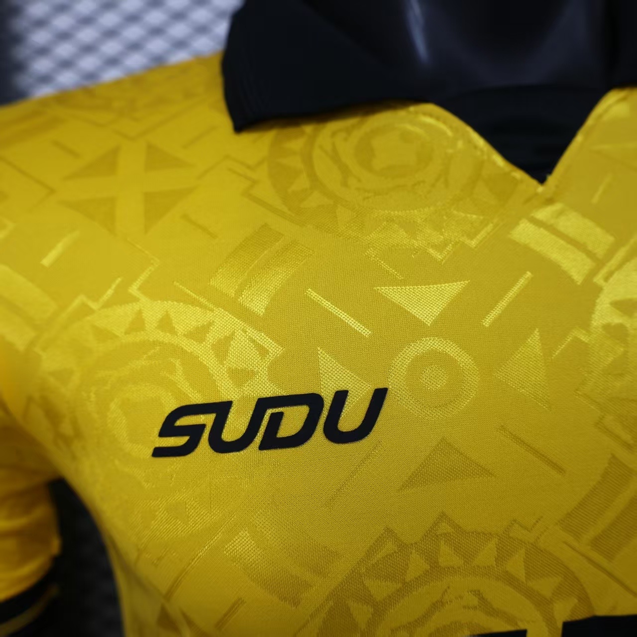 2025/2026 Player Version Wolverhampton Wanderers Home Football Shirt 1:1 Thai Quality