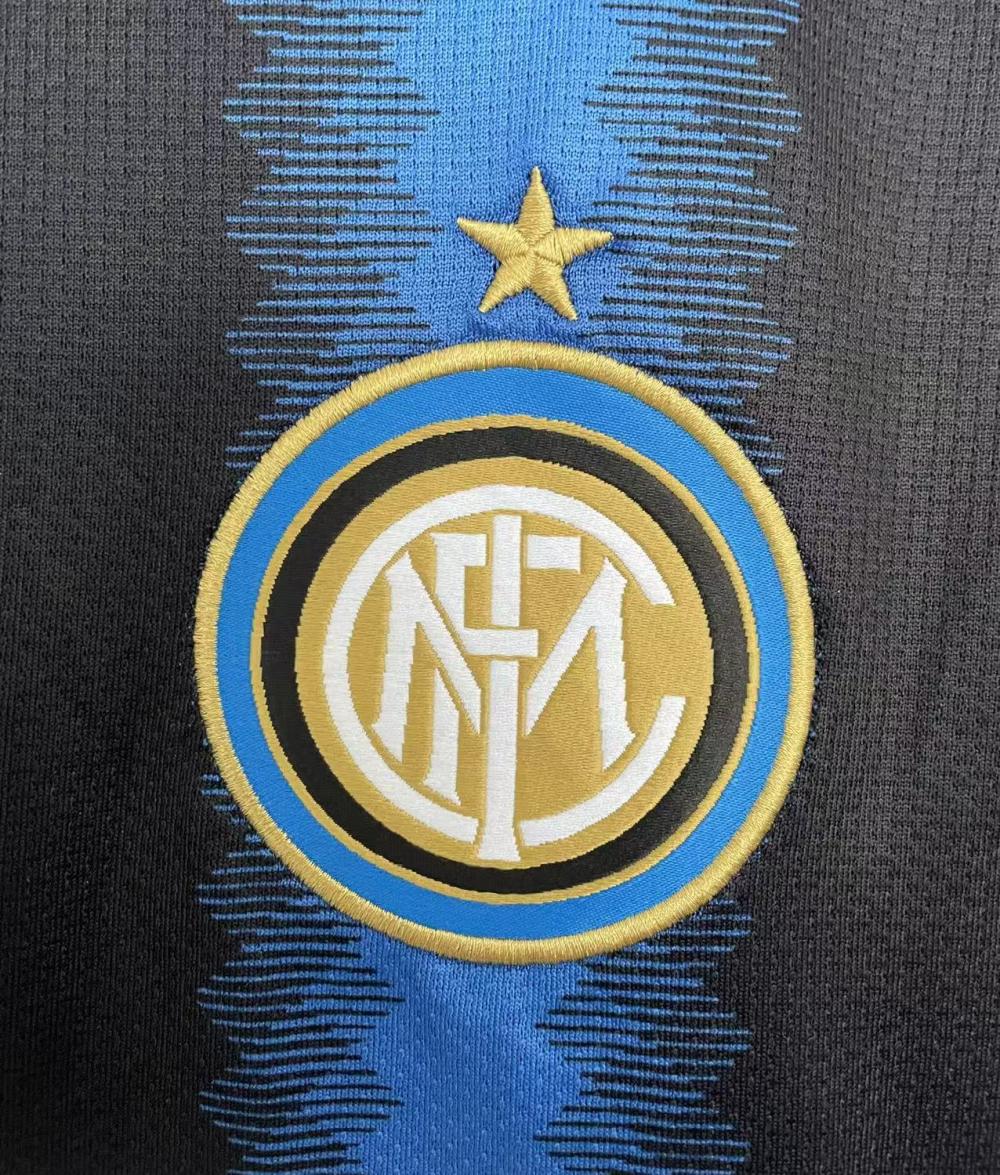 2010/2011 Retro Internazionale Milan Home Football Jersey 1:1 Thai Quality