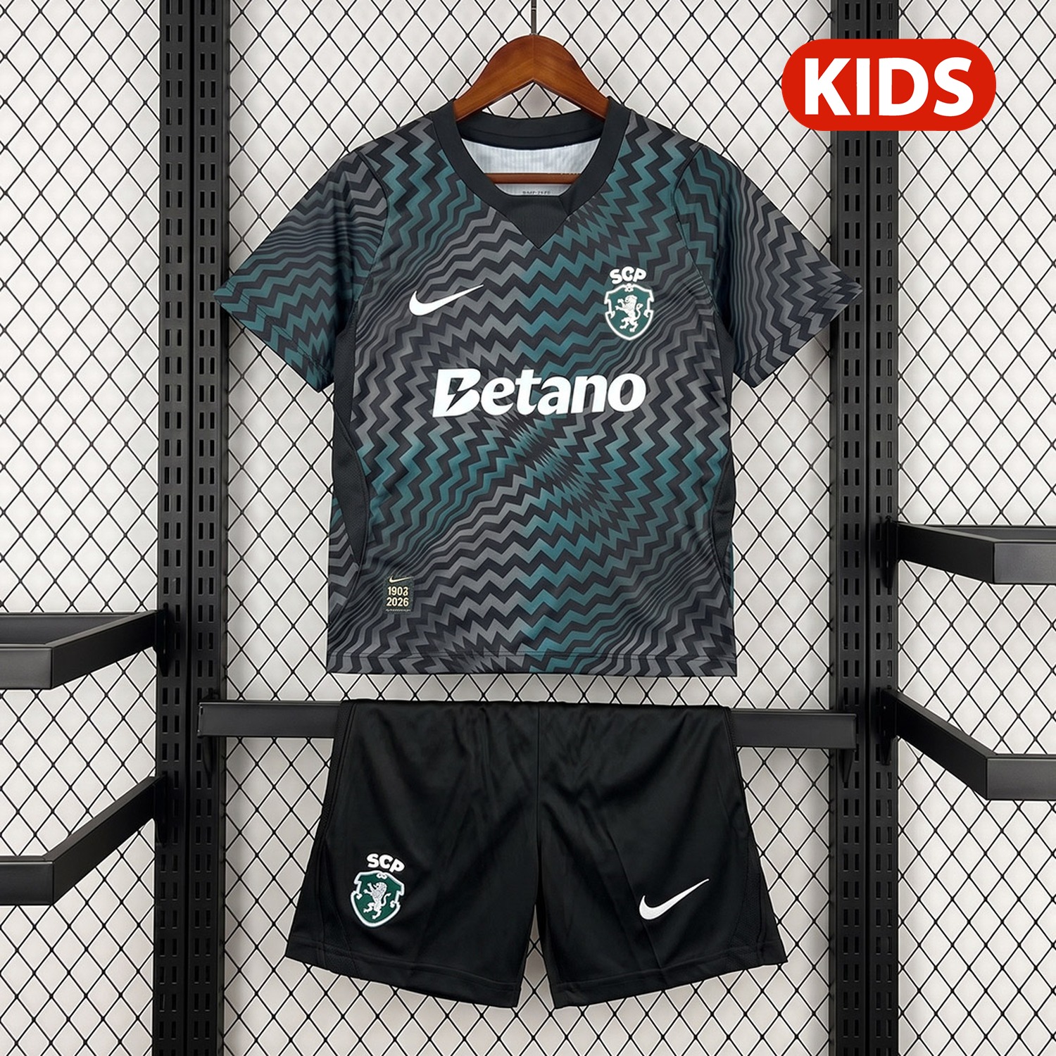 Sporting CP Lisbon 26-27 Black Green Goalkeeper Kids Kit - UnitedFutballJersey
