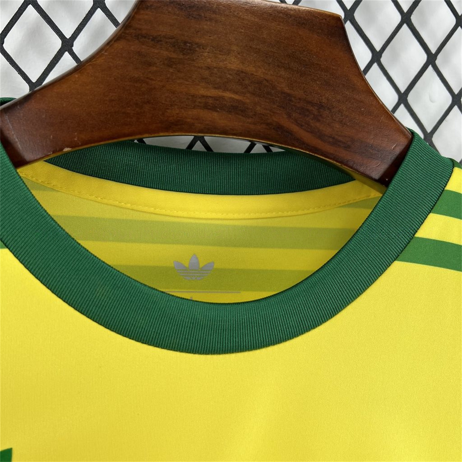Retro Brazil 1984 Home Jersey - Fans Version - UnitedFutballJersey