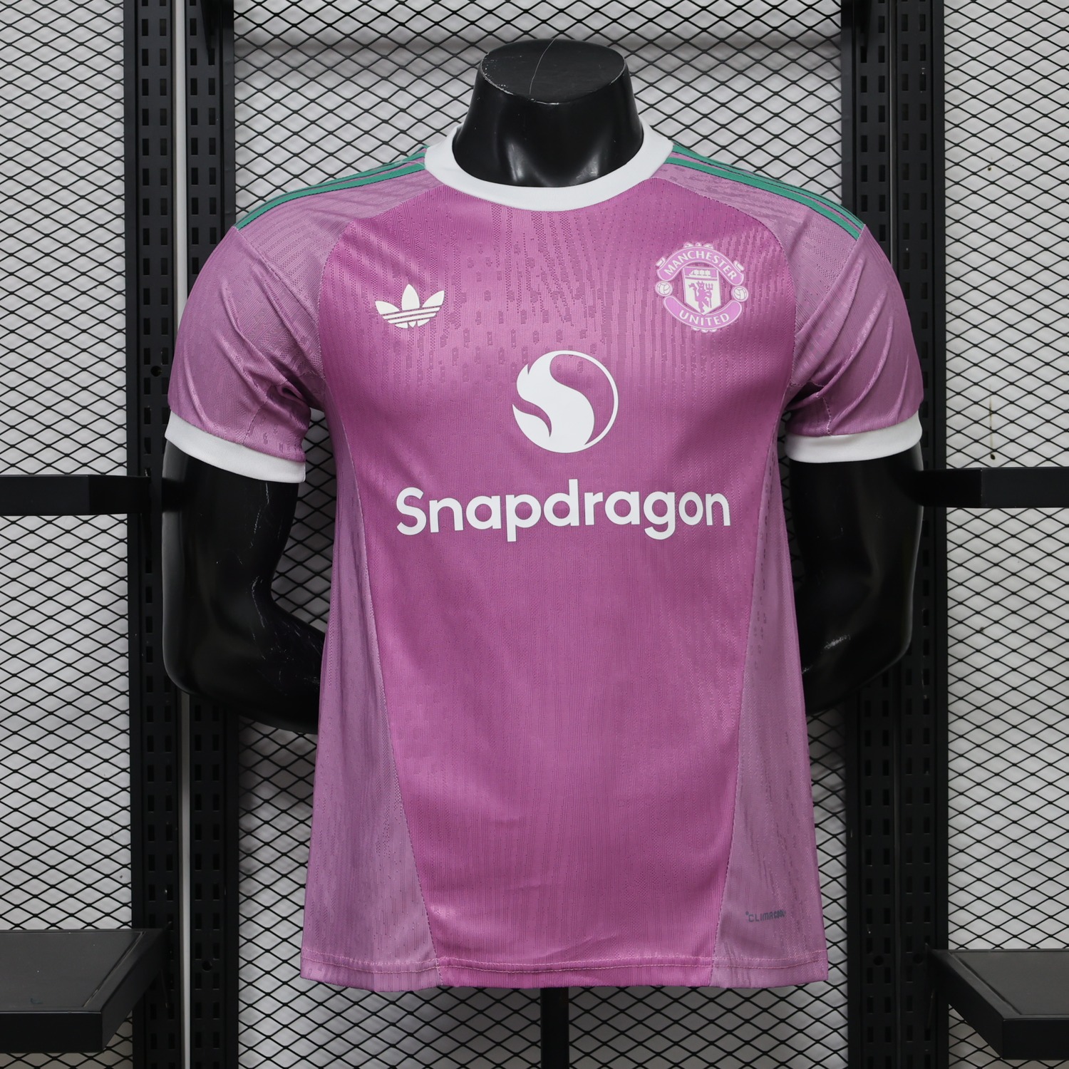 Manchester United 26-27 Terrace Icon Retro Casual Style Pink Jersey - Player Version - UnitedFutballJersey