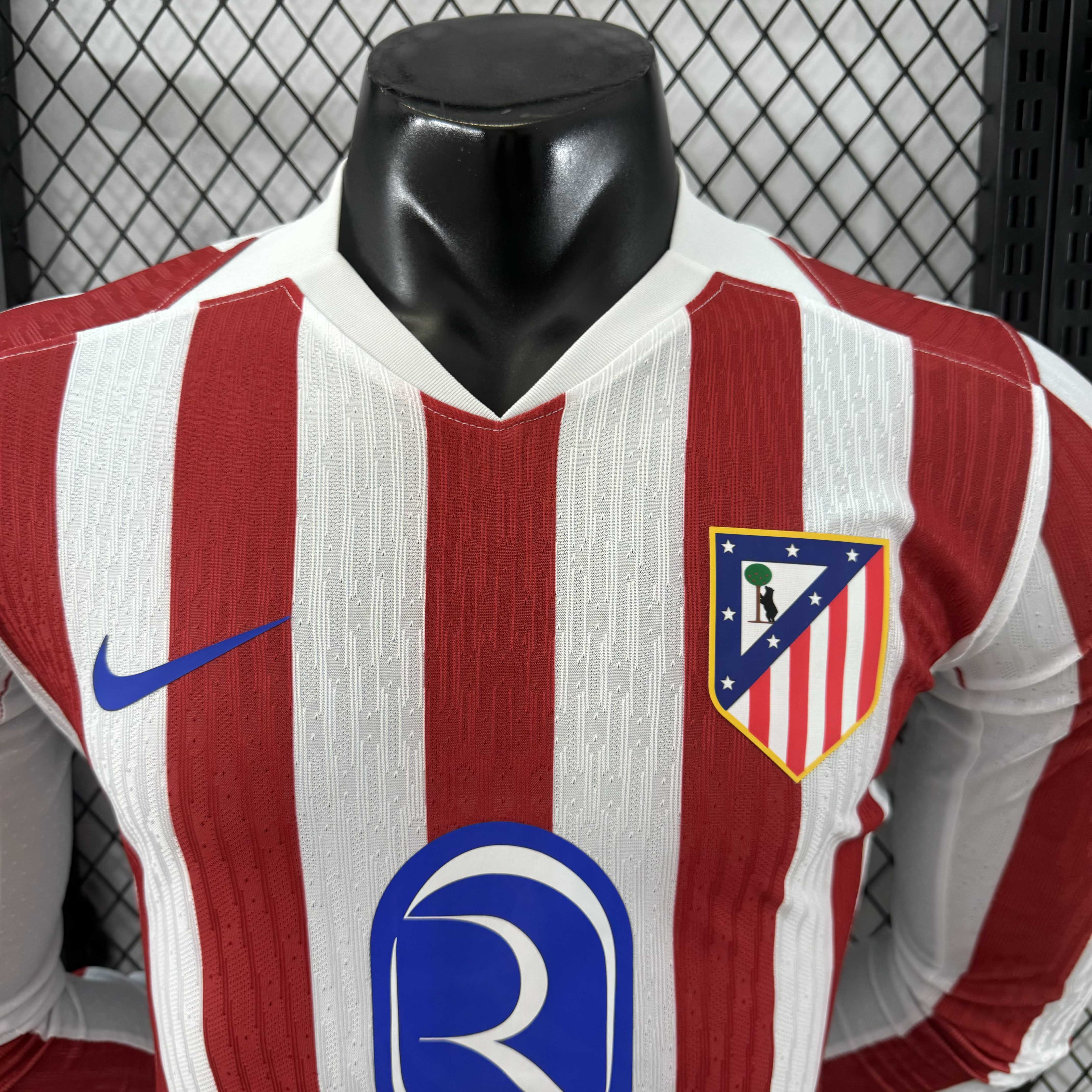 2025/2026 Player Version Atletico Madrid Home Long Sleeve 1:1 Thai Quality