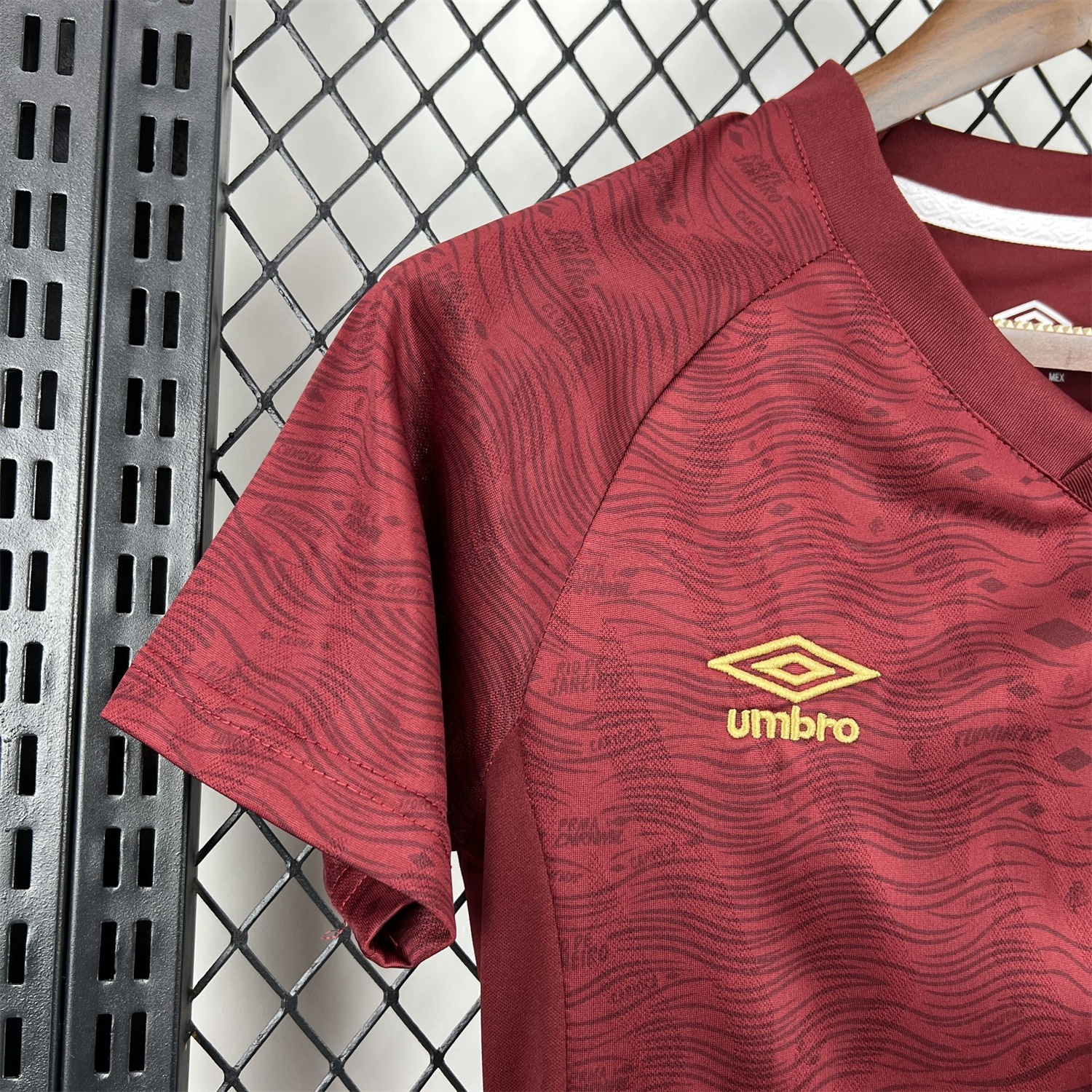 Women's Fluminense 25-26 Third Red Jersey - UnitedFutballJersey