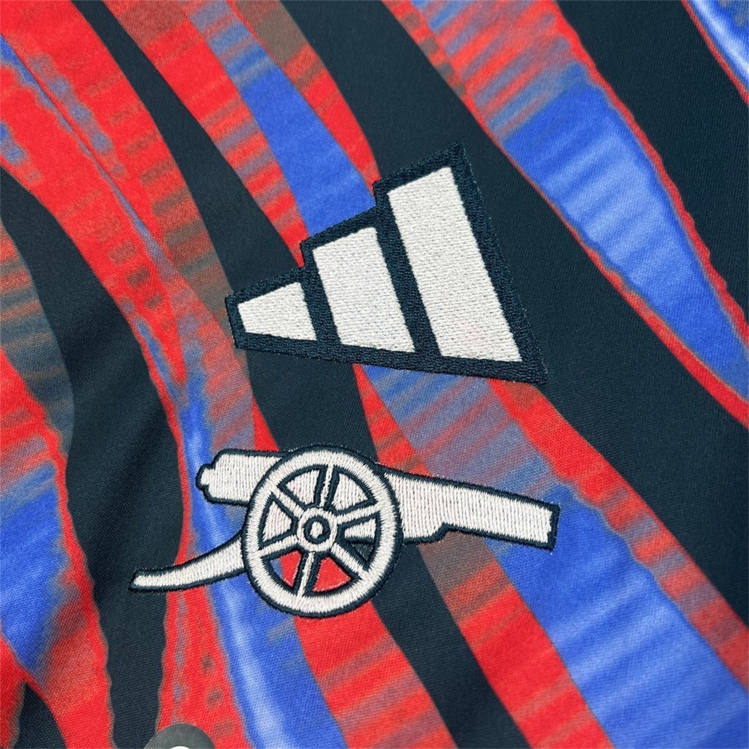 Arsenal 26-27 Red And Blue Twill Pre-Match Training Jersey - Fans Version - UnitedFutballJersey