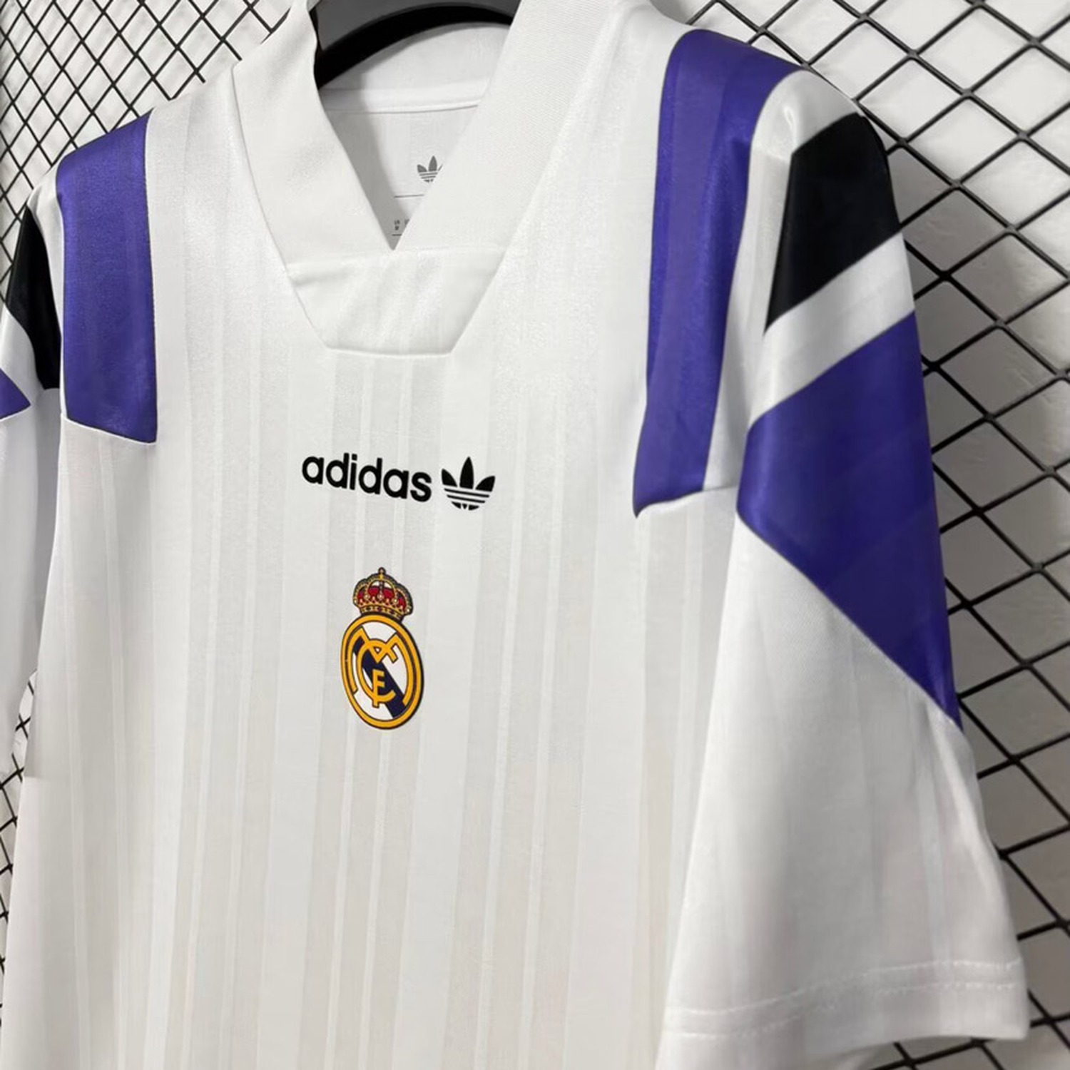 Real Madrid 26-27 Adidas Originals Retro Style White Purple Jersey - Fans Version - UnitedFutballJersey