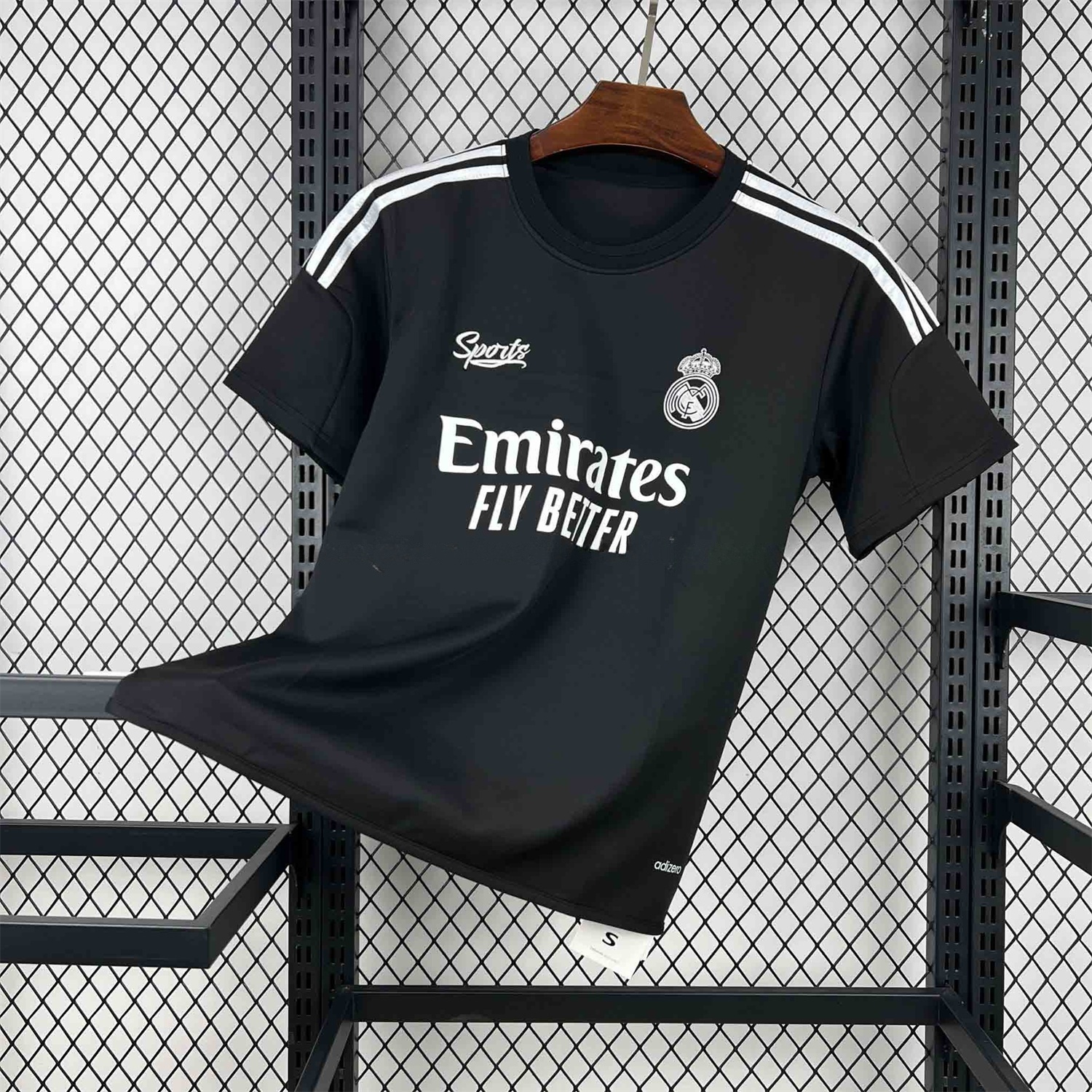 Real Madrid 26-27 Black Special Jersey - Fans Version - UnitedFutballJersey