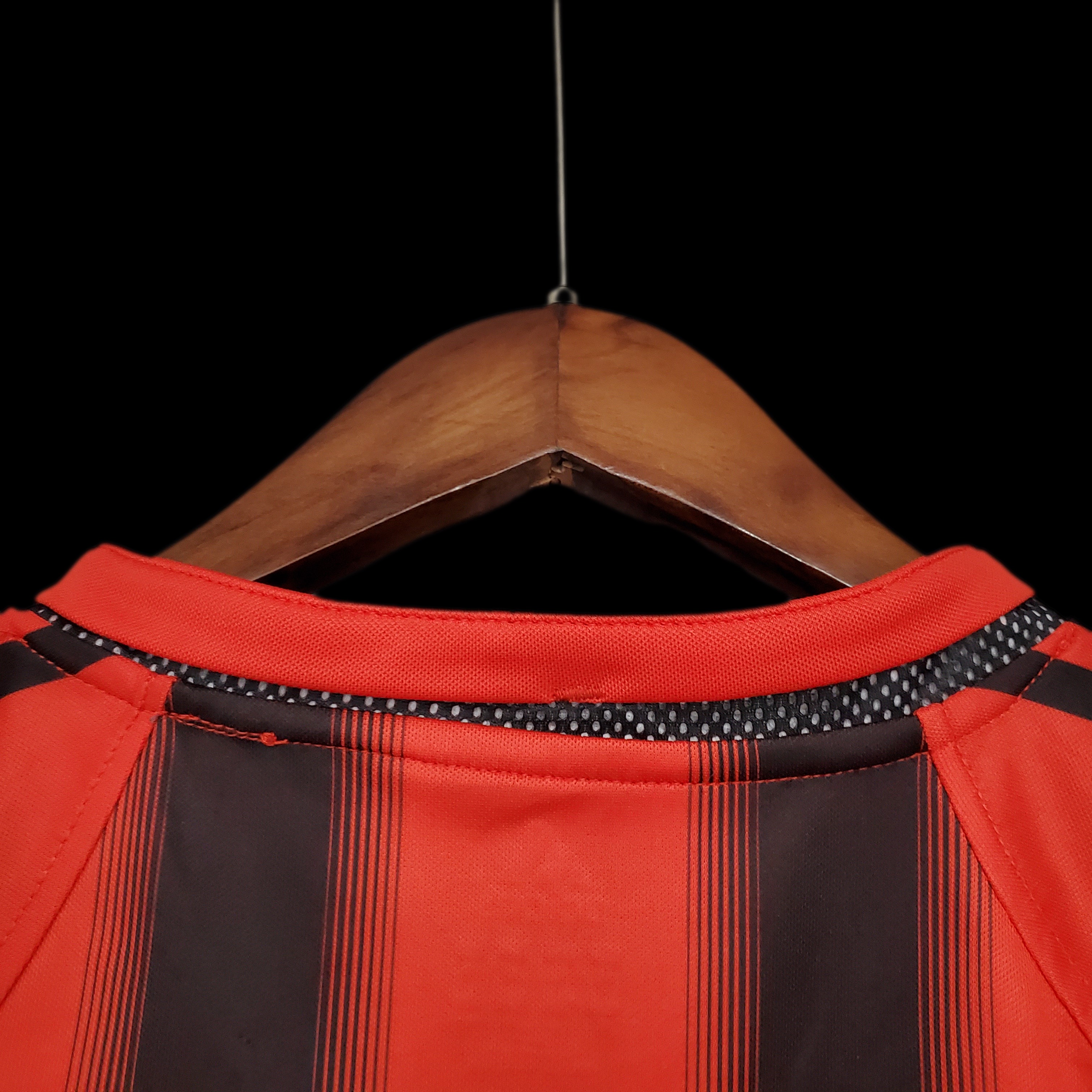 2004/2005 Retro AC Milan Home Football Shirt 1:1 Thai Quality