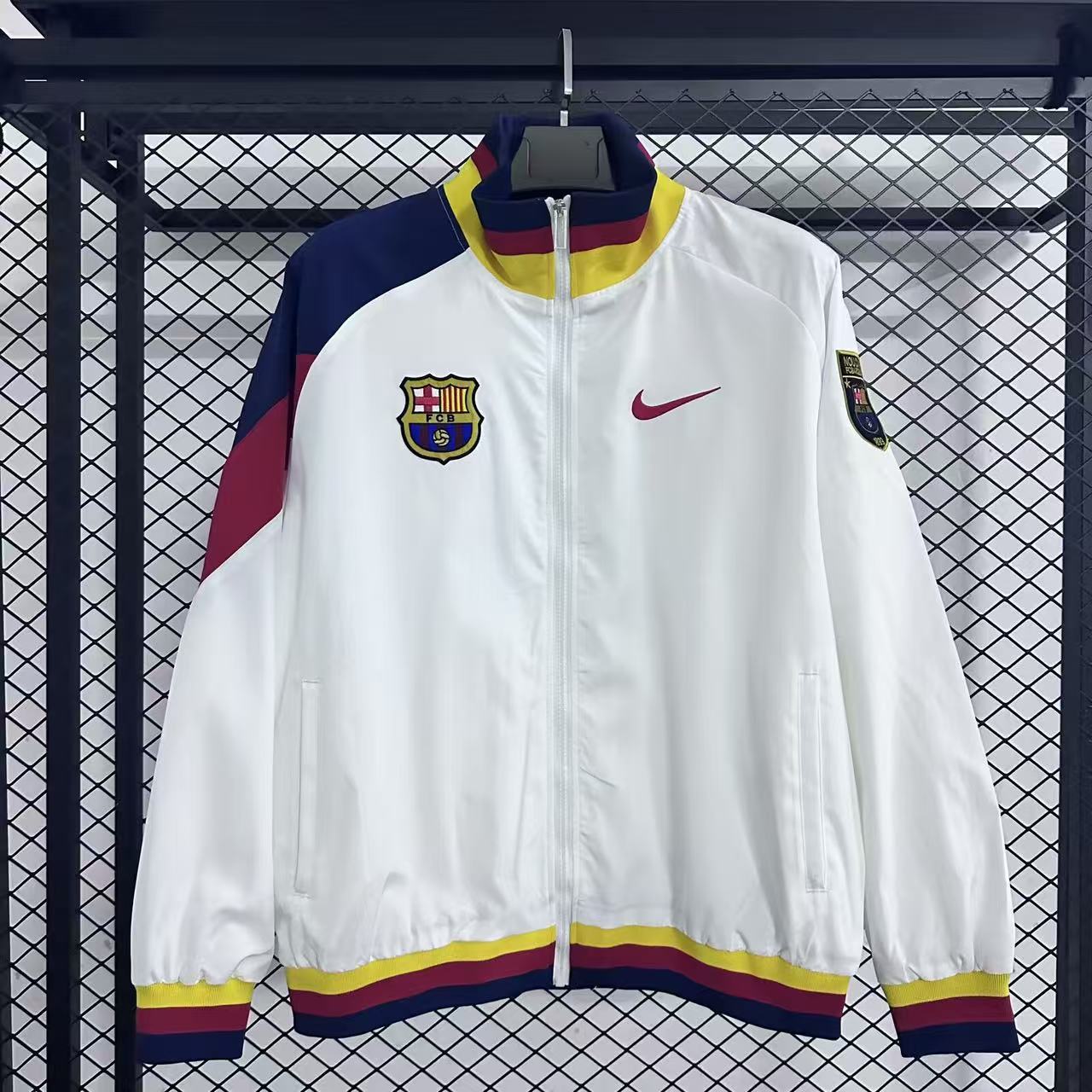 2025-2026 Barcelona Windbreaker White Jersey 1:1 Thai Quality
