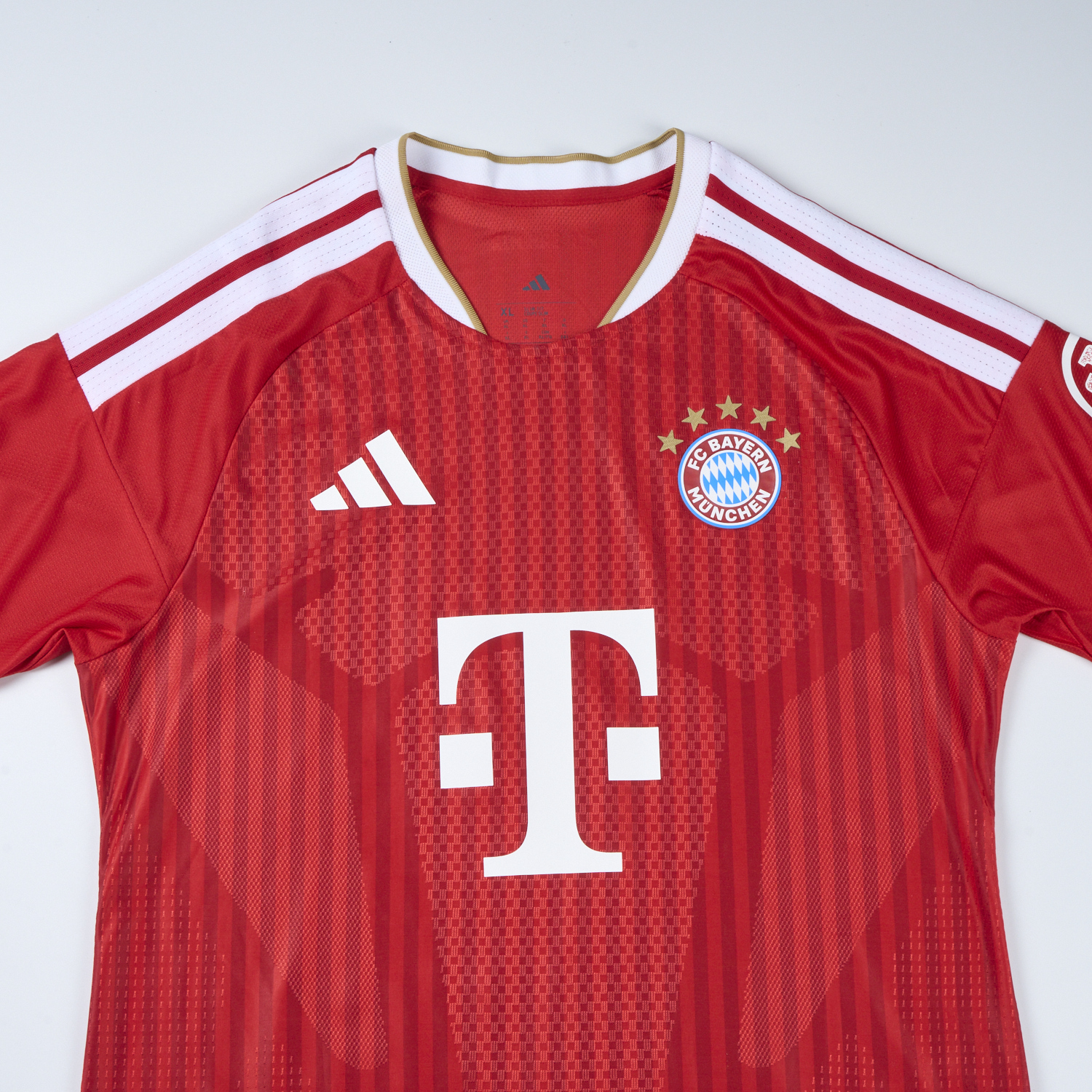 【Hong Kong Version Font】Bayern Munich 26-27 Home Jersey - Player Version - UnitedFutballJersey