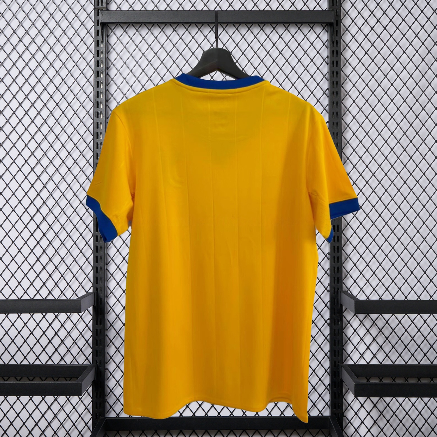 Retro Juventus 2017-18 Away Yellow Jersey - UnitedFutballJersey