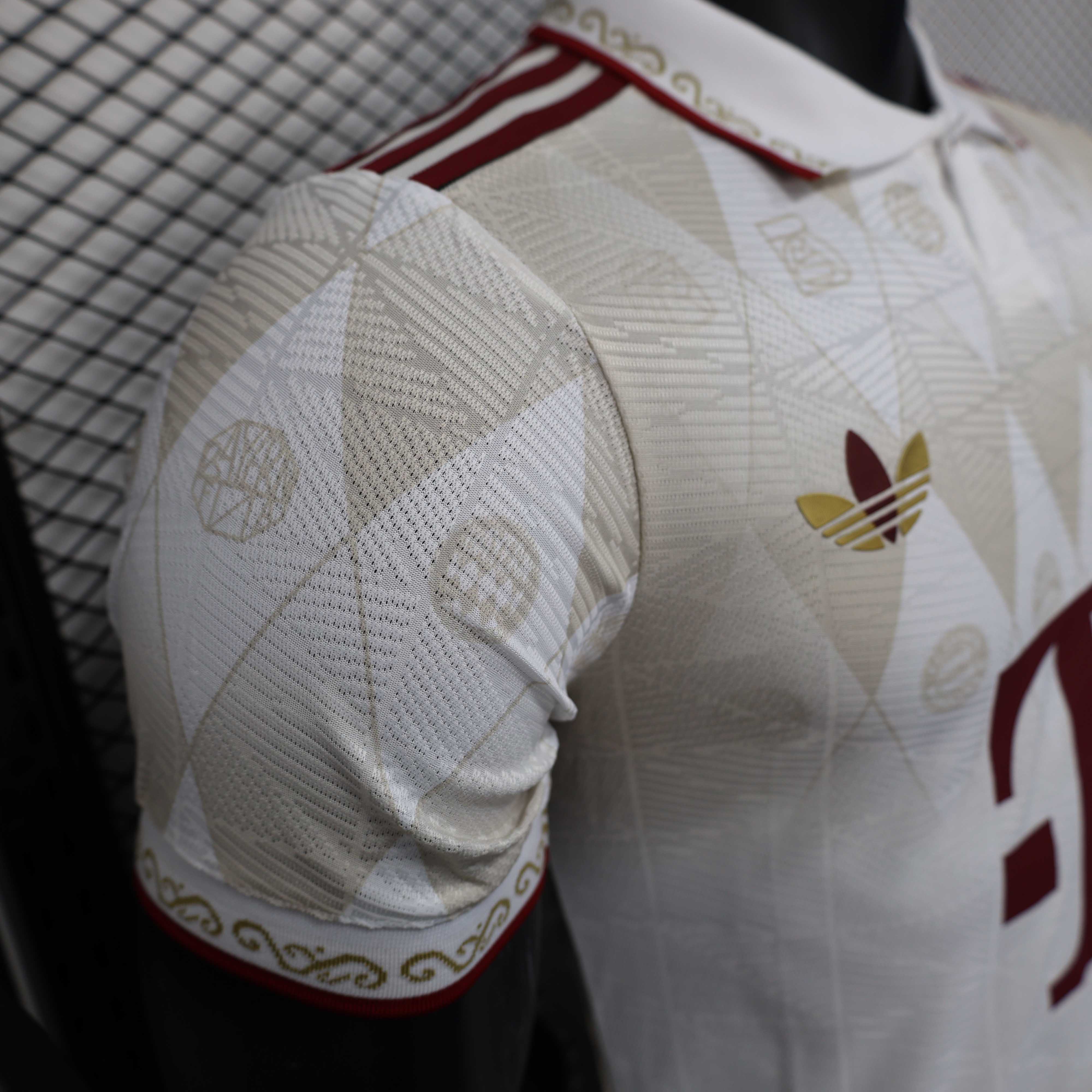 2025/2026 Player Version Bayern Munich 125th Anniversary Special Edition Football Jersey 1:1 Thai Quality