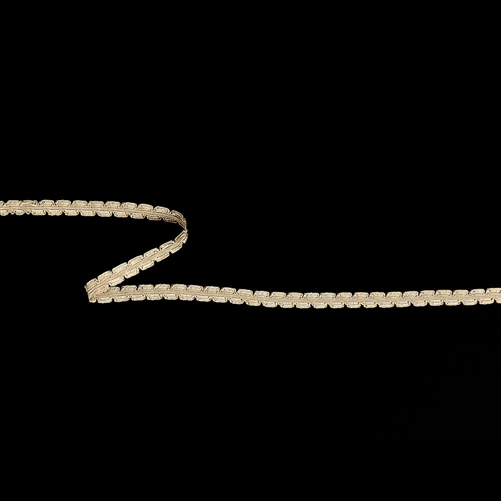 Lustrous Beige Wavy Edged Soutache Trimming - 0.3