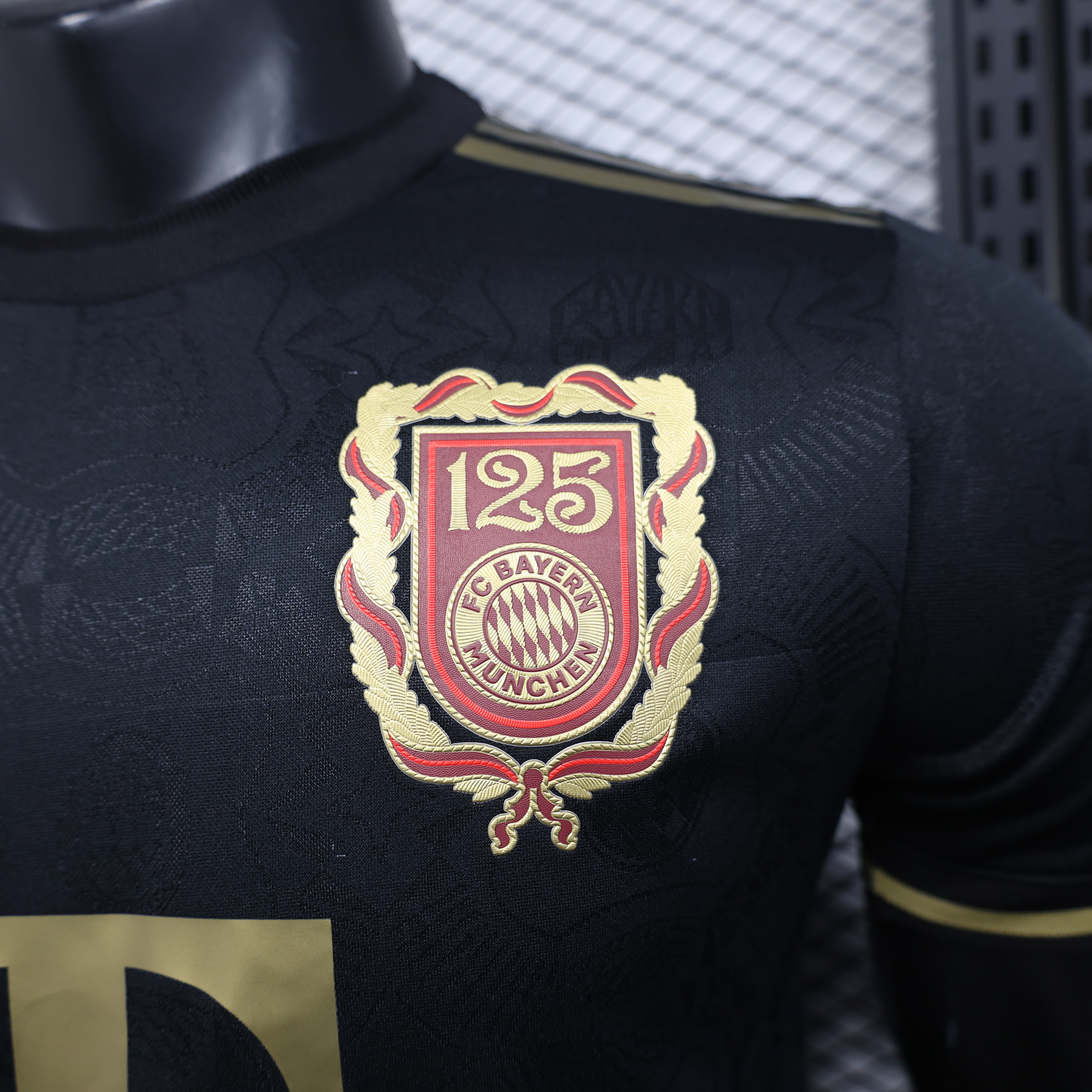 2025/2026 Player Version Bayern Munich 125th Anniversary Black Soccer Jersey 1:1 Thai Quality
