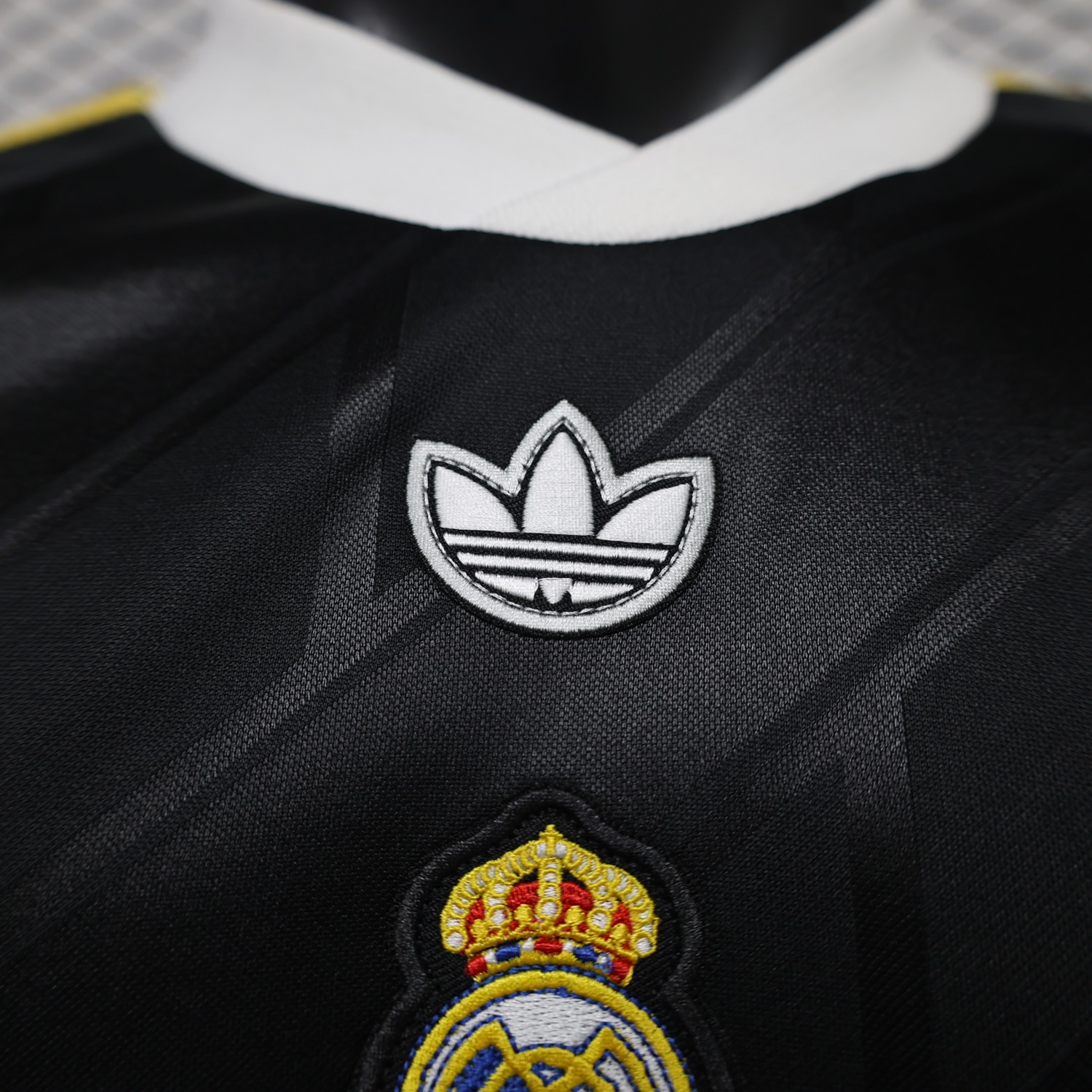 Real Madrid 26-27 Retro Style Black Jersey - Player Version - UnitedFutballJersey