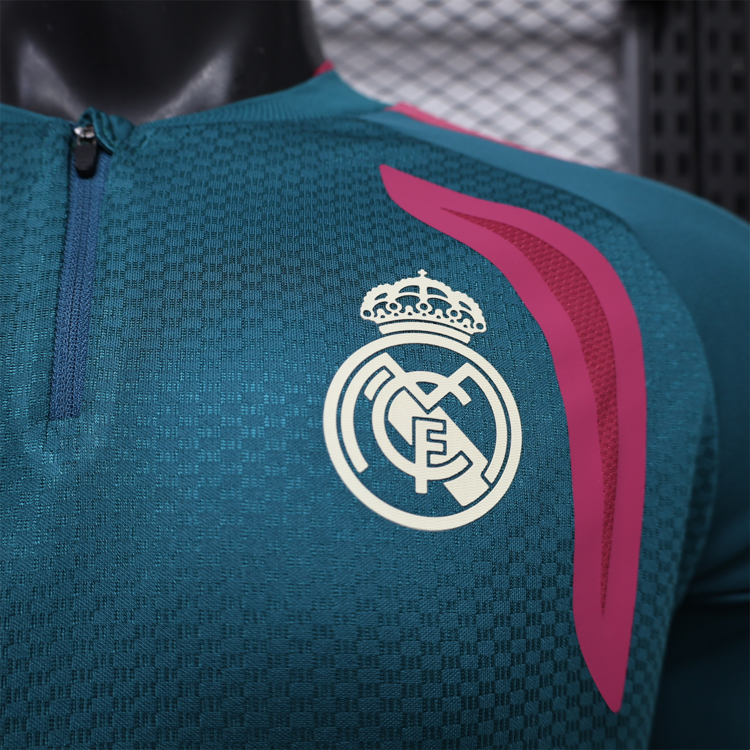 Real Madrid 26-27 Dark Green Long Sleeves Training Jersey - Player Version - UnitedFutballJersey