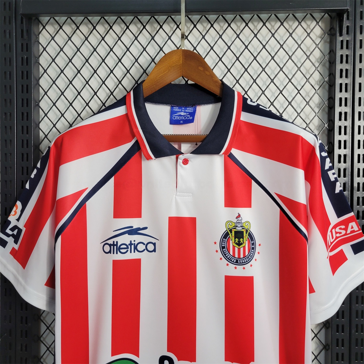 Retro Chivas de Guadalajara 2002-03 Home 2 Jersey - UnitedFutballJersey