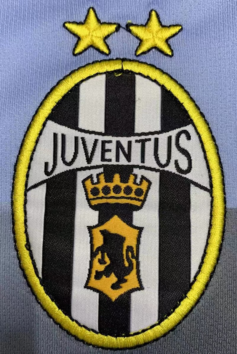 2002/2003 Retro Juventus Goalkeeper Soccer Jersey 1:1 Thai Quality