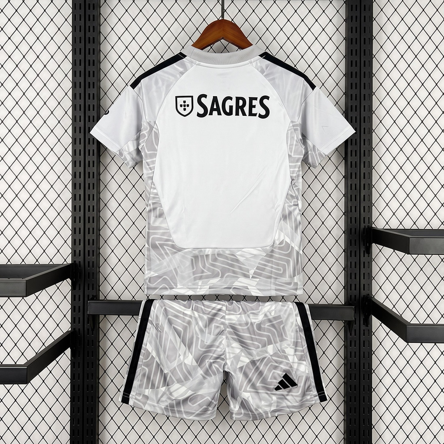 Benfica 26-27 White Goalkeeper Kids Kit - UnitedFutballJersey