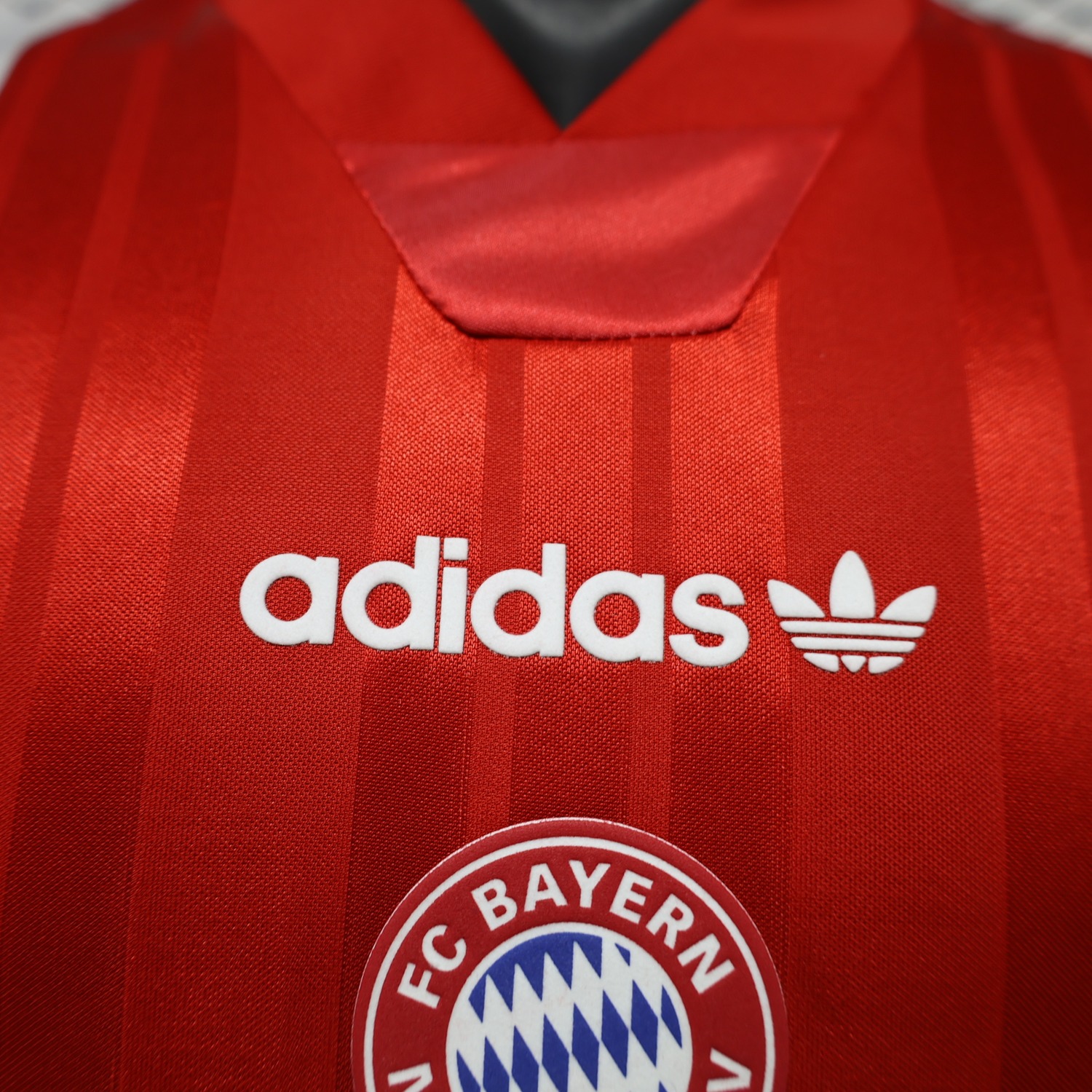 Bayern Munich 26-27 Red Retro Style Casual Jersey - Player Version - UnitedFutballJersey