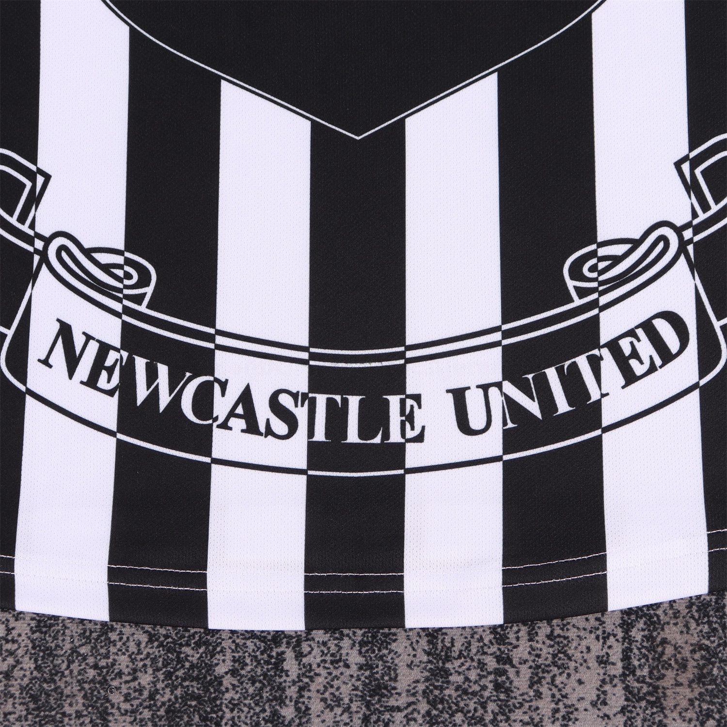 Retro Newcastle United 1997-99 Home Kids Kit - UnitedFutballJersey
