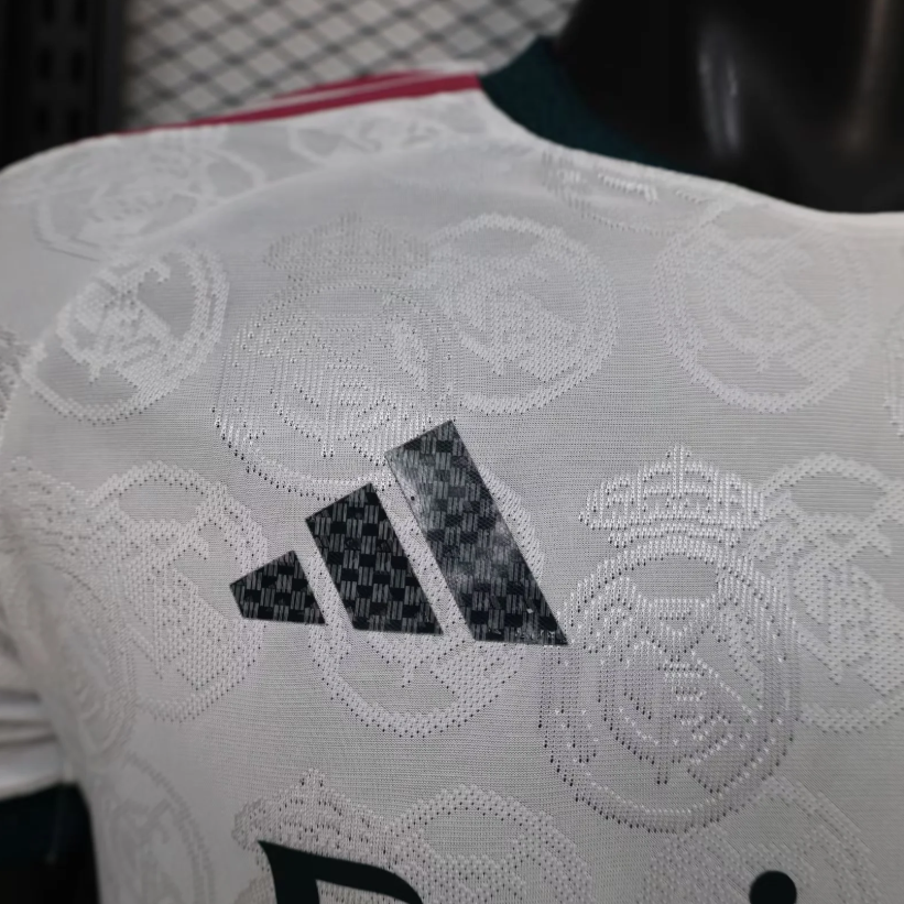 2026/2027 Player Version Real Madrid Special Edition 04 Football Jersey 1:1 Thai quality