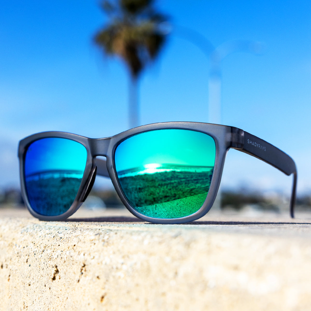 Cascade – Emerald Smoke Polarized