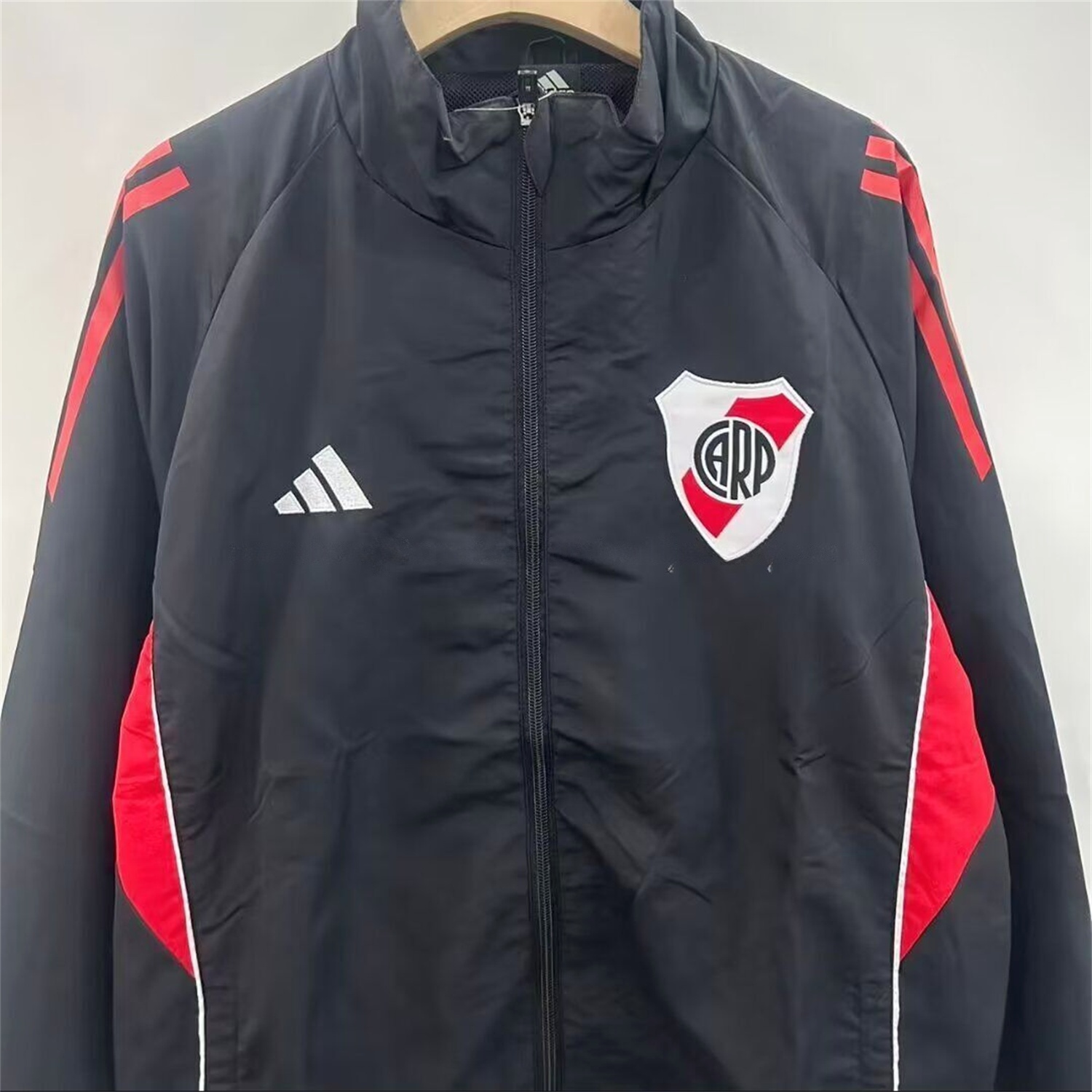 River Plate 25-26 Training Windbreaker Jacket - Black With Red - UnitedFutballJersey