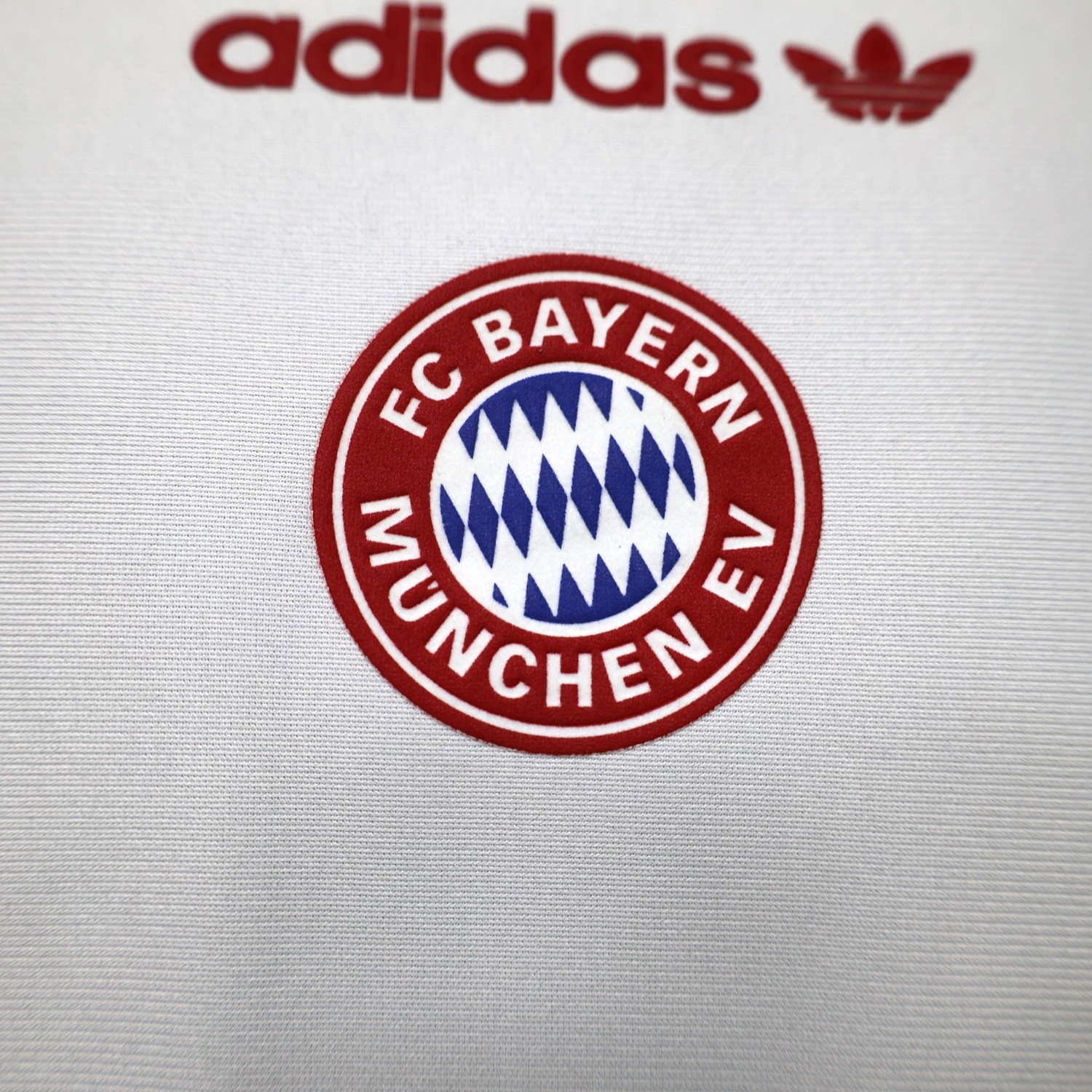 Bayern Munich 26-27 Retro Style Casual White Jersey - Player Version - UnitedFutballJersey