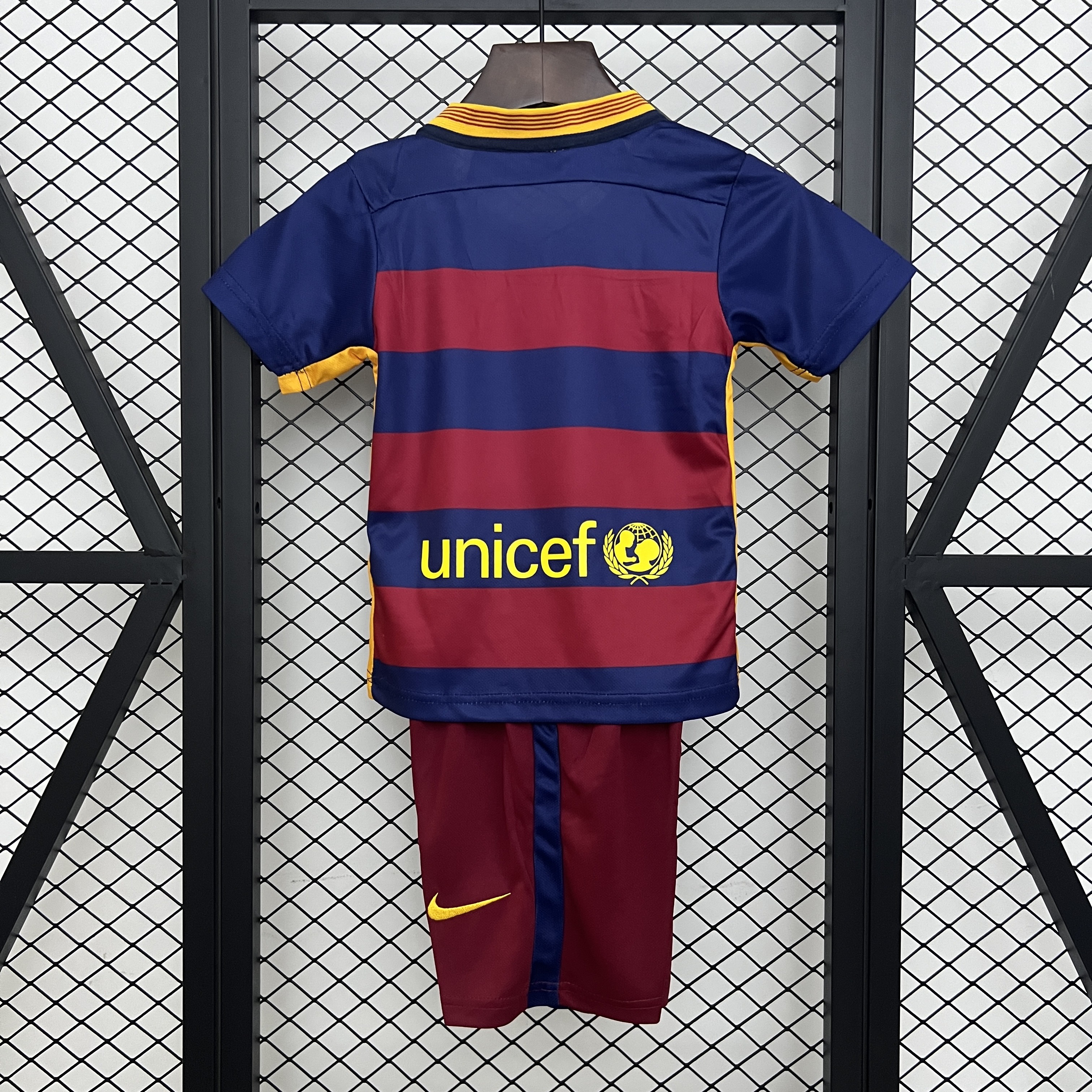 2015/2016 Retro Barcelona Home Football Shirt 1:1 Thai Quality Kids Size