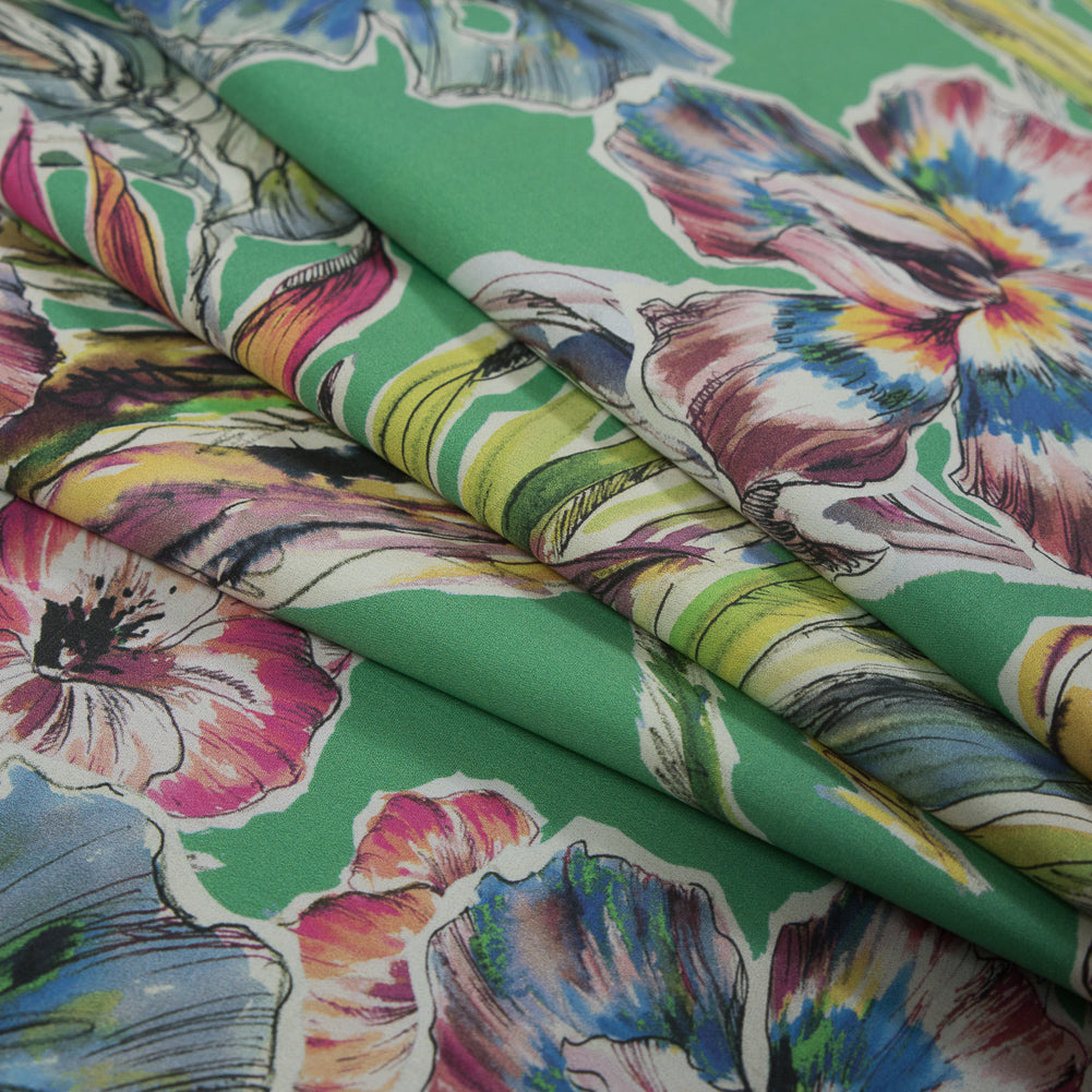 Cotton Poplin - Kelly Green Floral - Creativite Epanouie Print - Mood Exclusive Avenable Collection - Joann Fabrics