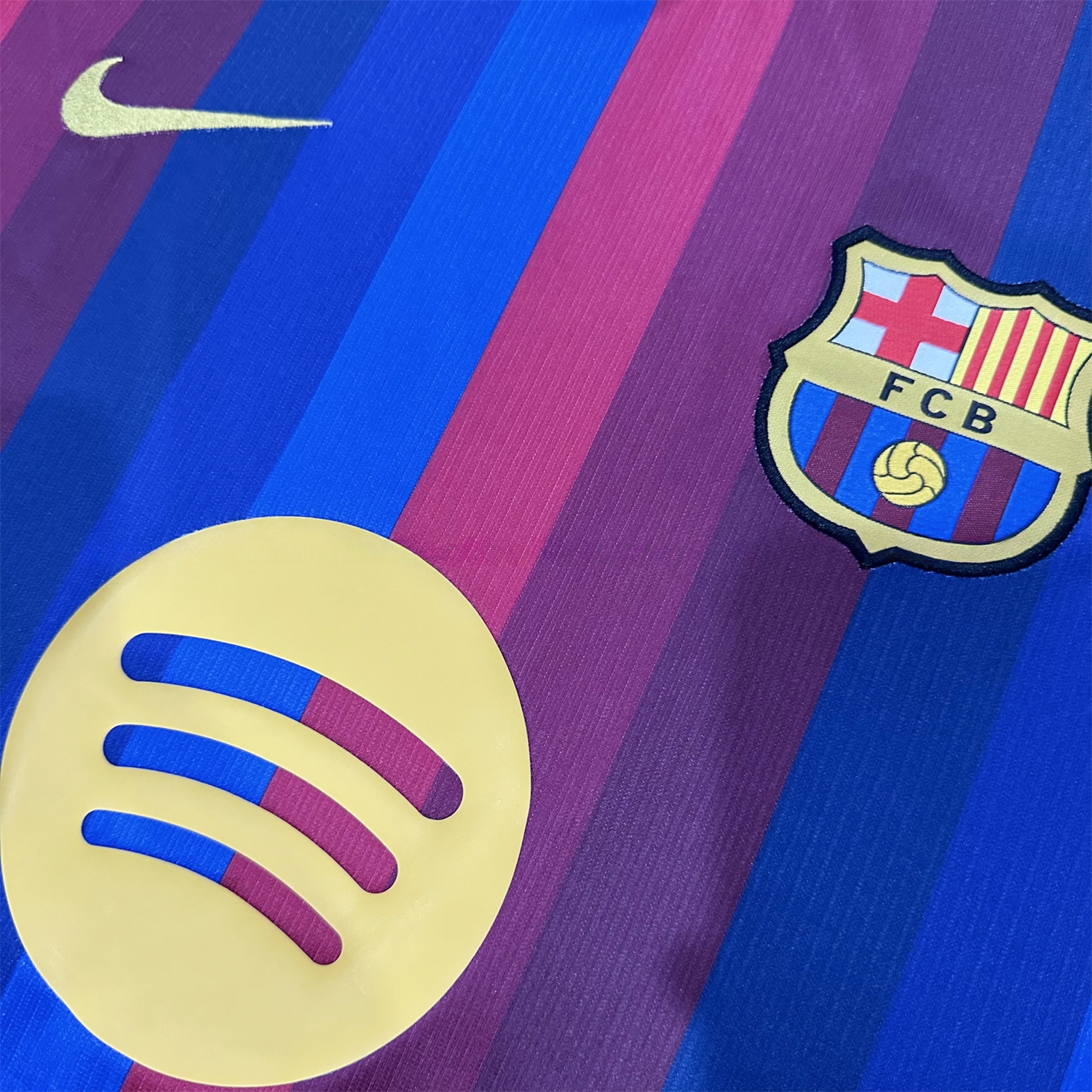 Barcelona 26-27 Home Jersey - Fans Version - UnitedFutballJersey
