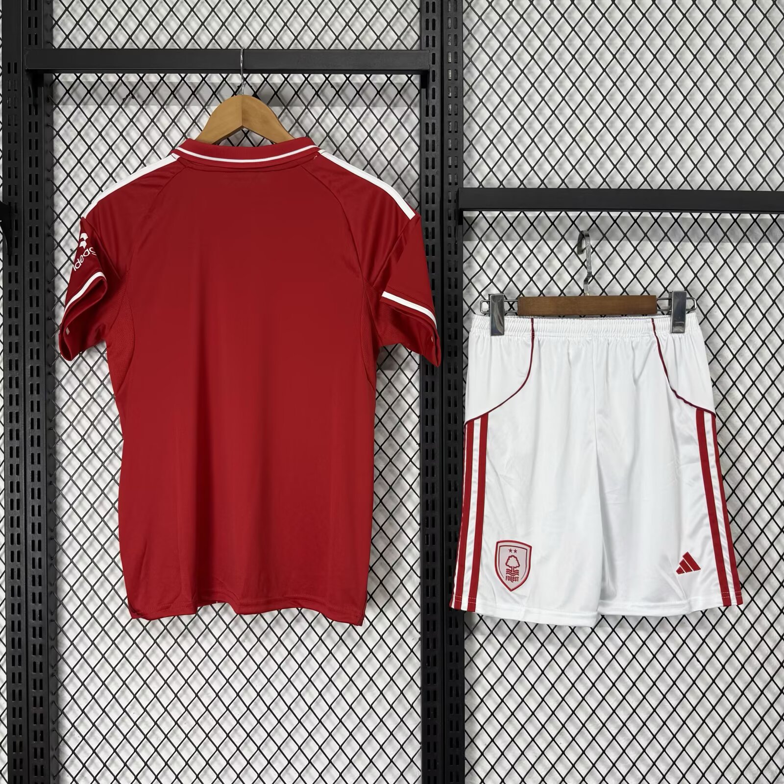 2025/2026 Nottingham Forest Home Football Jersey 1:1 Thai Quality Kids Size