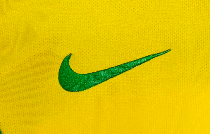 2004 Retro Long Sleeve Brazil Home Football Jersey 1:1 Thai Quality