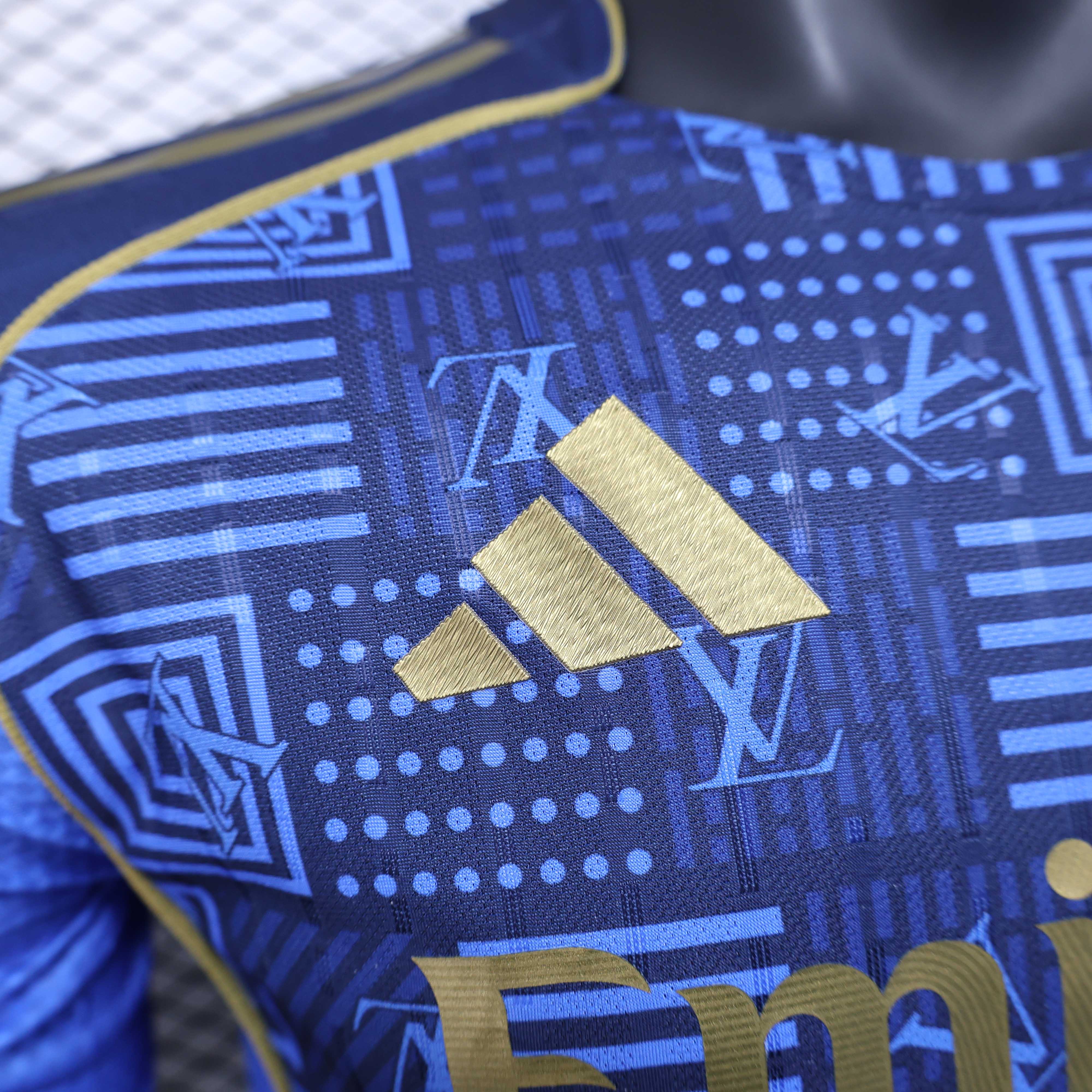 2025/2026 Player Version Real Madrid Special Edition 18 Football Jersey 1:1 Thai quality