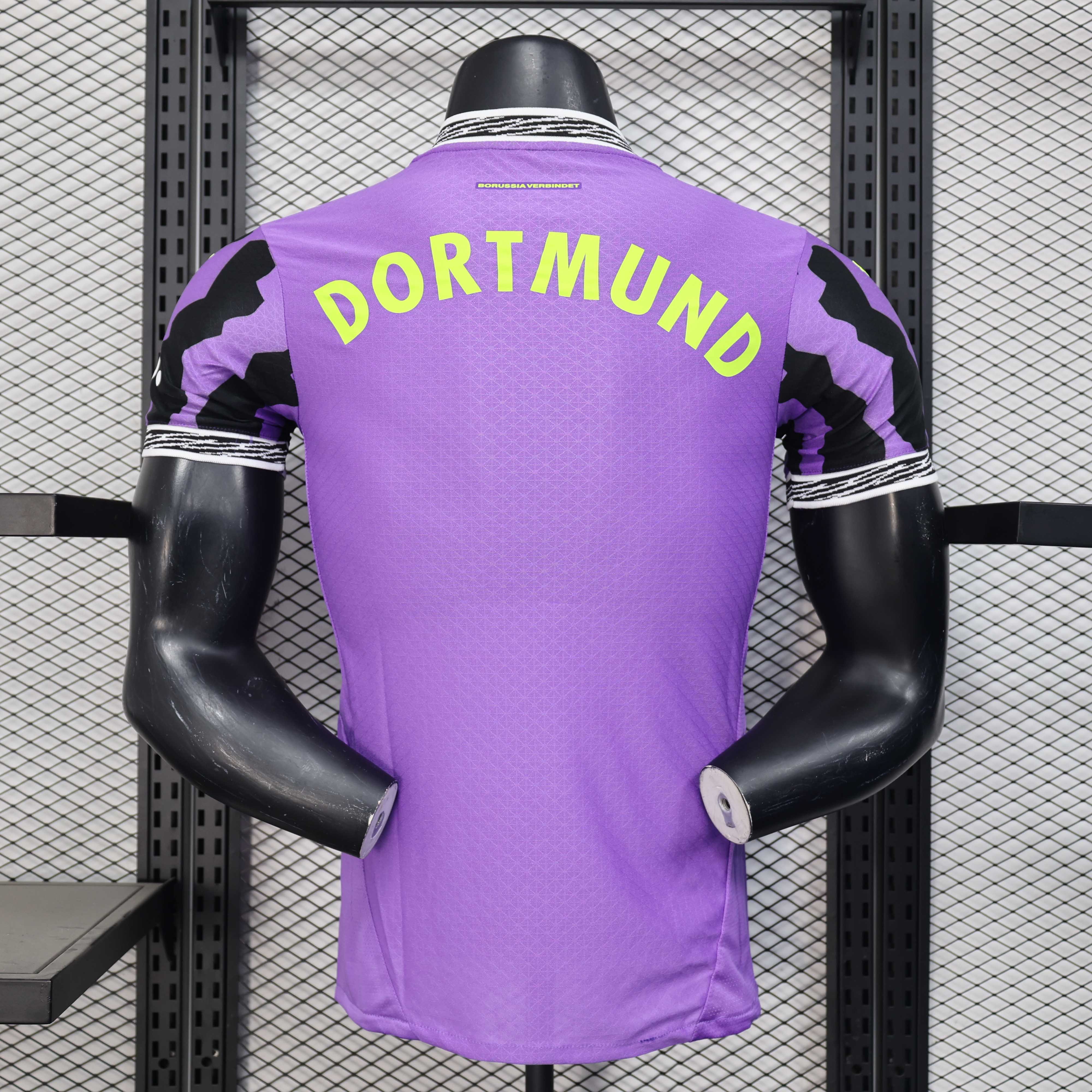 2025/2026 Player Version Dortmund Goalie Purple Football Jersey 1:1 Thai Quality