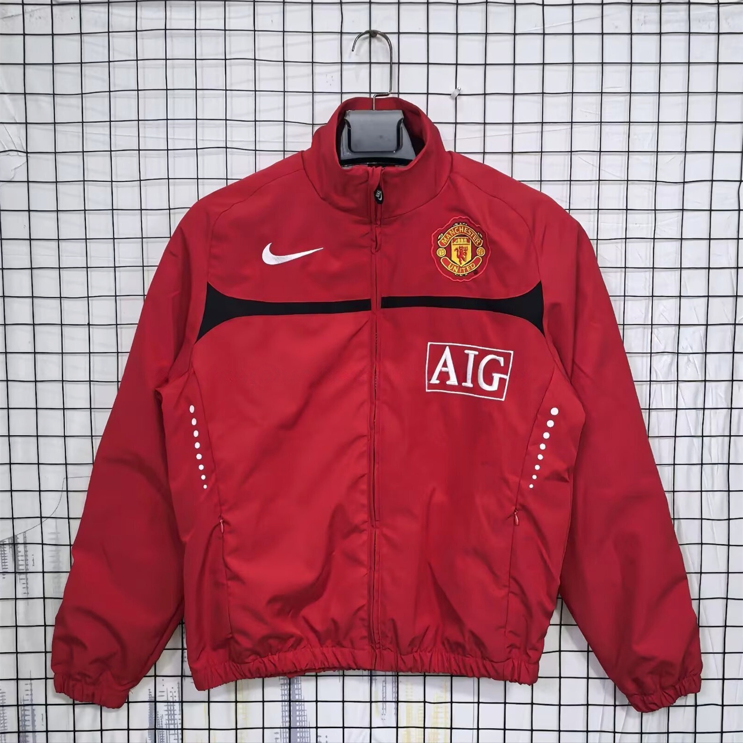Retro Manchester United 2010-11 Red Windbreaker Jacket - UnitedFutballJersey