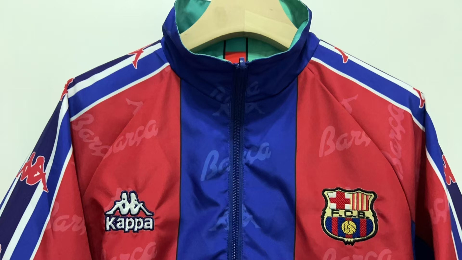 1996/1997 Retro Barcelona Reversible Windbreaker Soccer Jersey 1:1 Thai Quality