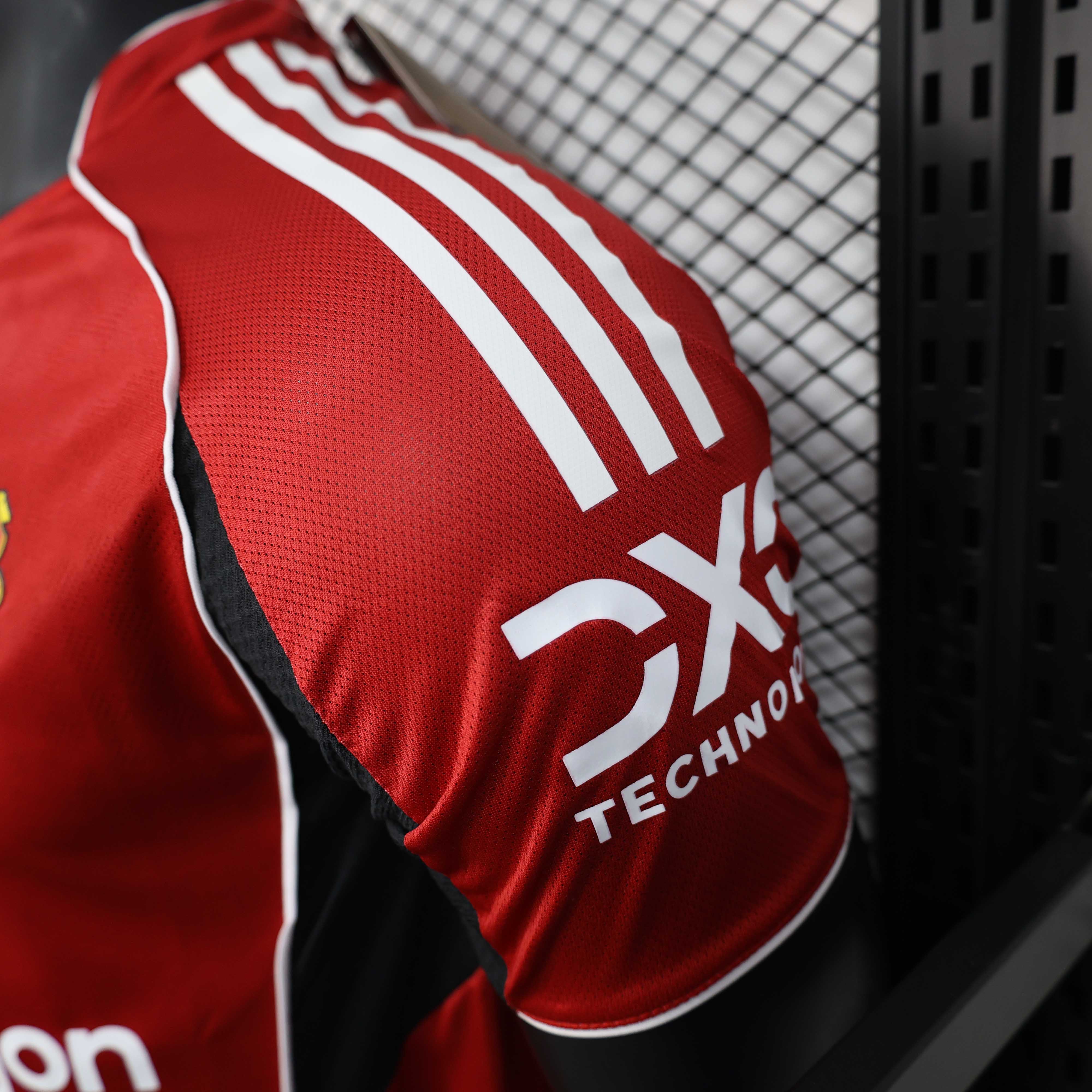 2025/2026 Player Version Manchester United Home 01 Football Shirt 1:1 Thai Quality