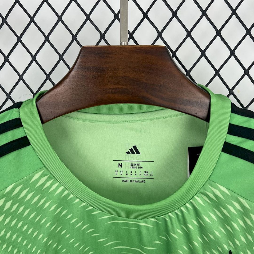 2025/2026 Bayern Munich Training Football Jersey 1:1 Thai Quality